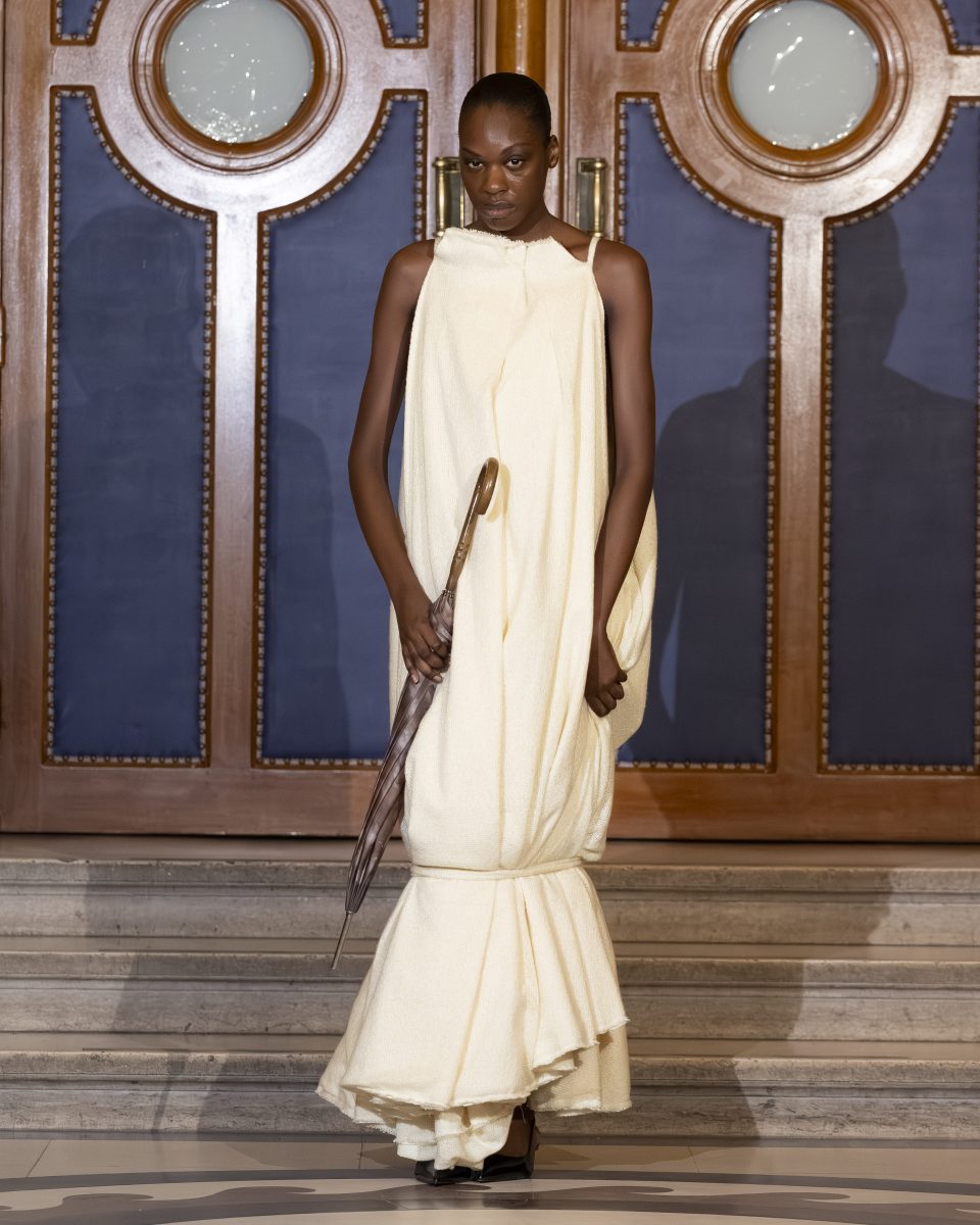 On Our Radar: MOSSI on Trial — Mossi Traoré Turns the Courtroom into a Runway for Paris Fashion Week On Our Radar: MOSSI on Trial — Mossi Traoré Turns the Courtroom into a Runway for Paris Fashion Week Vanity Teen 虚荣青年 Lifestyle & new faces magazine