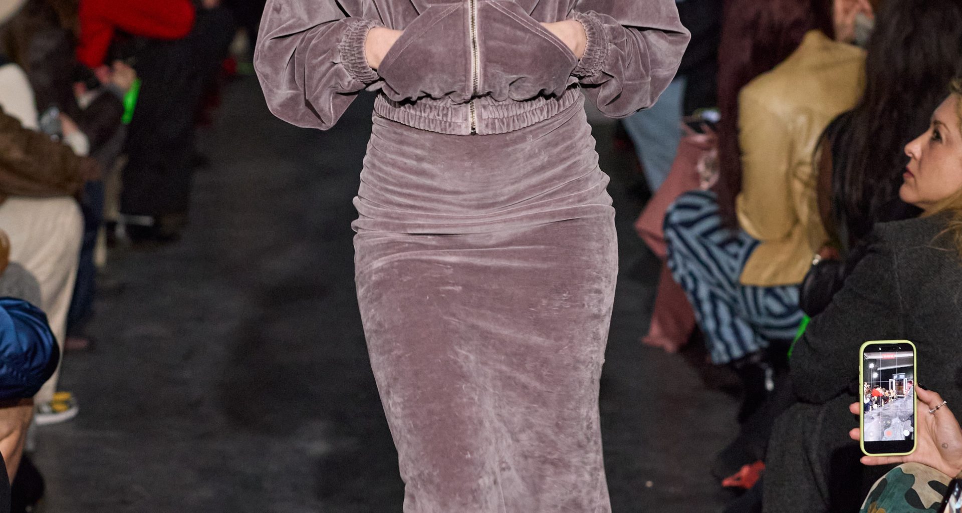 ON OUR RADAR: OTTOLINGER’S “FEMALE FOOLS” — CHAOS, COURAGE, AND GIRLS WHO OWN THE ROOM ON OUR RADAR: OTTOLINGER’S “FEMALE FOOLS” — CHAOS, COURAGE, AND GIRLS WHO OWN THE ROOM Vanity Teen 虚荣青年 Lifestyle & new faces magazine