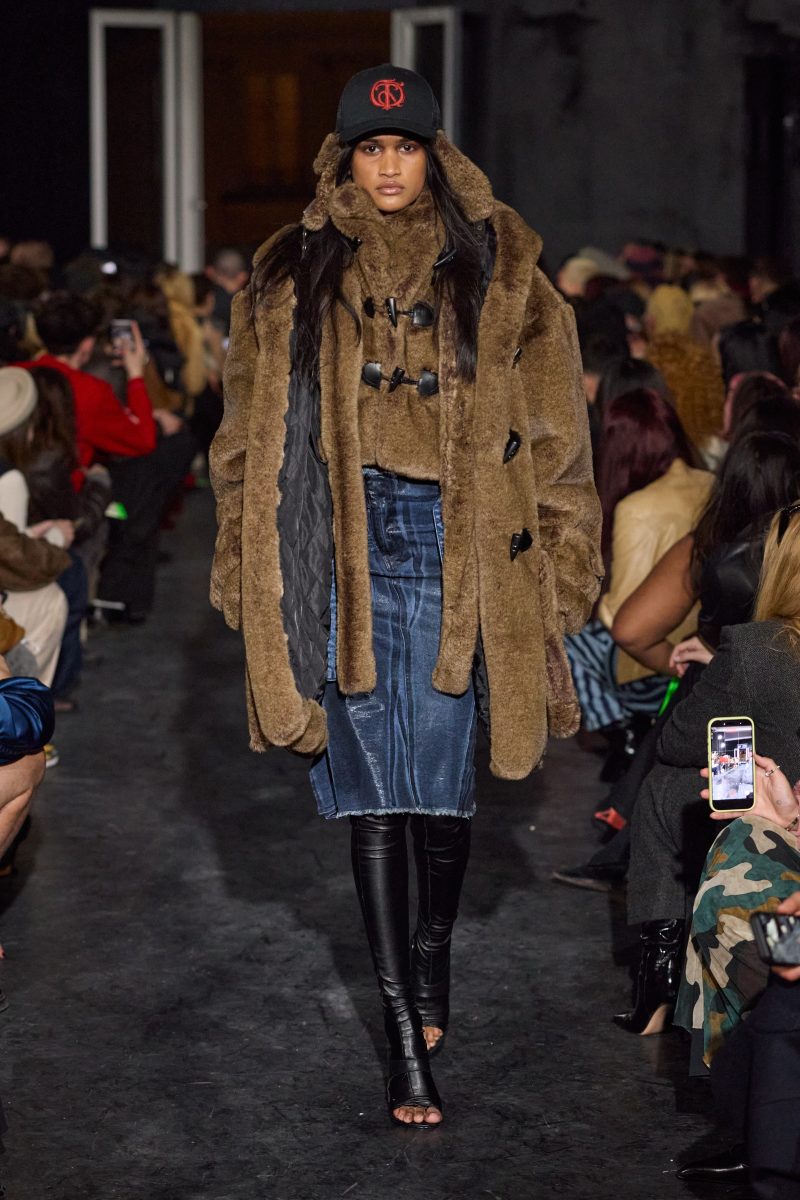 ON OUR RADAR: OTTOLINGER’S “FEMALE FOOLS” — CHAOS, COURAGE, AND GIRLS WHO OWN THE ROOM ON OUR RADAR: OTTOLINGER’S “FEMALE FOOLS” — CHAOS, COURAGE, AND GIRLS WHO OWN THE ROOM Vanity Teen 虚荣青年 Lifestyle & new faces magazine