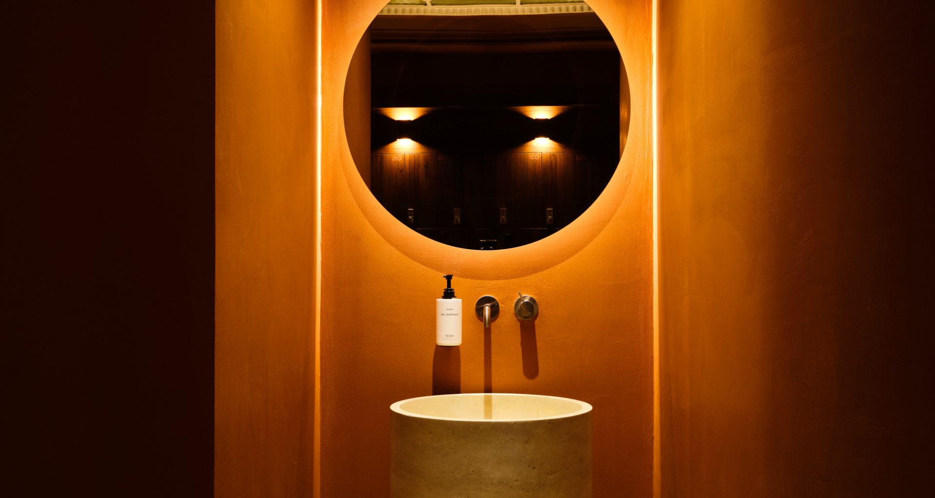 Fashion Month Hangover? Reset at SANT ROCH, Paris’ Hottest New Cold Therapy Sanctuary Fashion Month Hangover? Reset at SANT ROCH, Paris’ Hottest New Cold Therapy Sanctuary Vanity Teen 虚荣青年 Lifestyle & new faces magazine