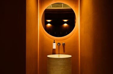 Fashion Month Hangover? Reset at SANT ROCH, Paris’ Hottest New Cold Therapy Sanctuary Fashion Month Hangover? Reset at SANT ROCH, Paris’ Hottest New Cold Therapy Sanctuary Vanity Teen 虚荣青年 Lifestyle & new faces magazine