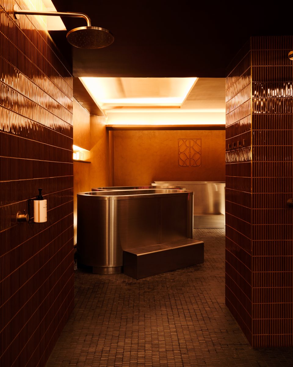 Fashion Month Hangover? Reset at SANT ROCH, Paris’ Hottest New Cold Therapy Sanctuary Fashion Month Hangover? Reset at SANT ROCH, Paris’ Hottest New Cold Therapy Sanctuary Vanity Teen 虚荣青年 Lifestyle & new faces magazine