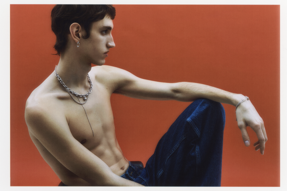 Justine Clenquet Unleashes Subcultural Elegance in Her New Unisex Collection Vanity Teen 虚荣青年 Lifestyle & new faces magazine Justine Clenquet Unleashes Subcultural Elegance in Her New Unisex Collection Justine Clenquet Unleashes Subcultural Elegance in Her New Unisex Collection Vanity Teen 虚荣青年 Lifestyle & new faces magazine