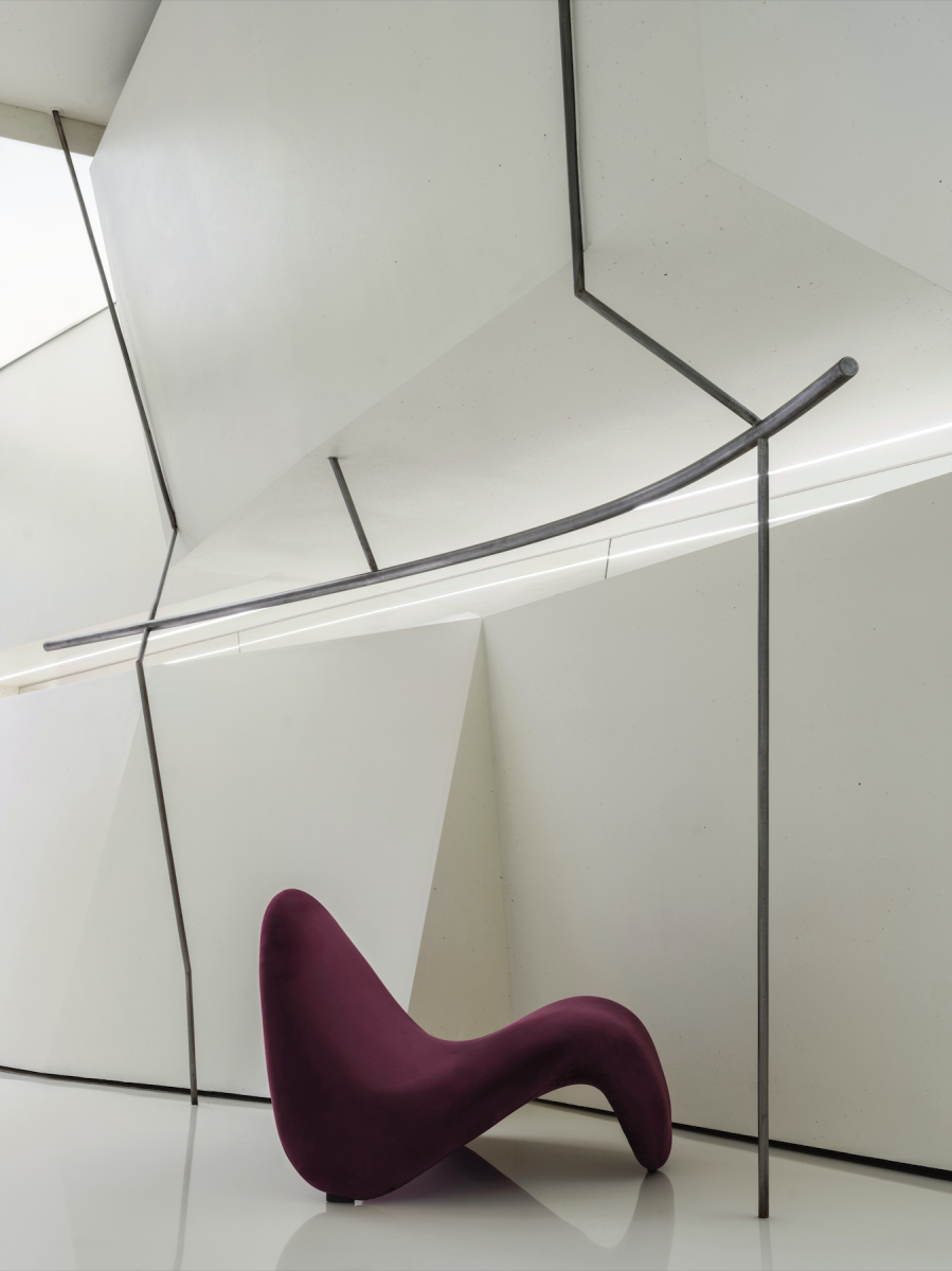 When Design Meets Voyeurism: The Tongue Chair Reimagined Vanity Teen 虚荣青年 Lifestyle & new faces magazine When Design Meets Voyeurism: The Tongue Chair Reimagined When Design Meets Voyeurism: The Tongue Chair Reimagined Vanity Teen 虚荣青年 Lifestyle & new faces magazine