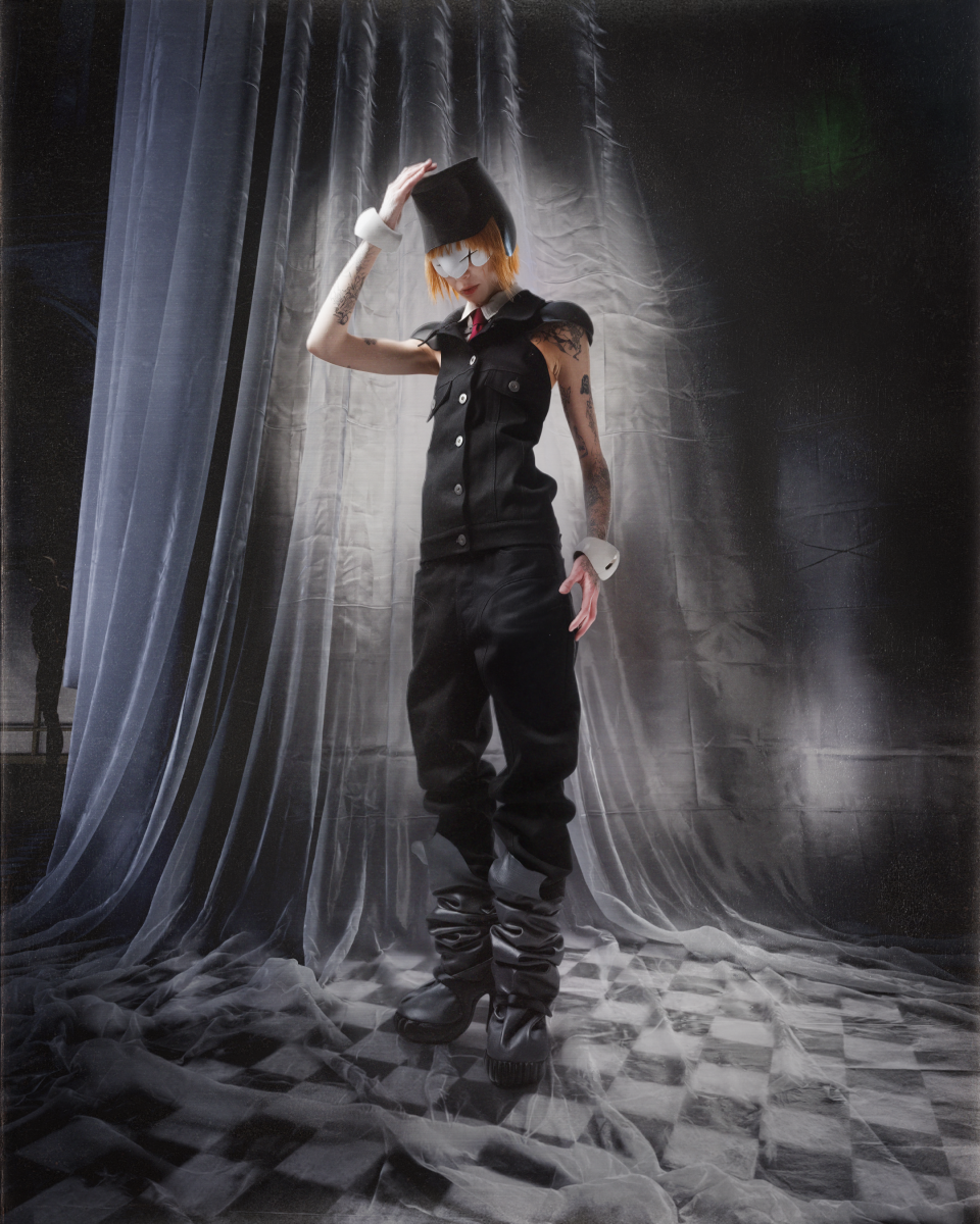 On Our Radar: Victor Clavelly’s “Garage” Rebuilds the Body and Wardrobe On Our Radar: Victor Clavelly’s “Garage” Rebuilds the Body and Wardrobe Vanity Teen 虚荣青年 Lifestyle & new faces magazine