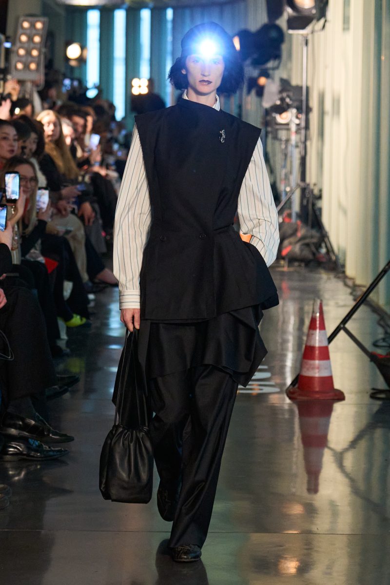 On Our Radar: LITKOVSKA’s “FIREFLY” Shines Through the Darkness of Kyiv On Our Radar: LITKOVSKA’s “FIREFLY” Shines Through the Darkness of Kyiv Vanity Teen 虚荣青年 Lifestyle & new faces magazine