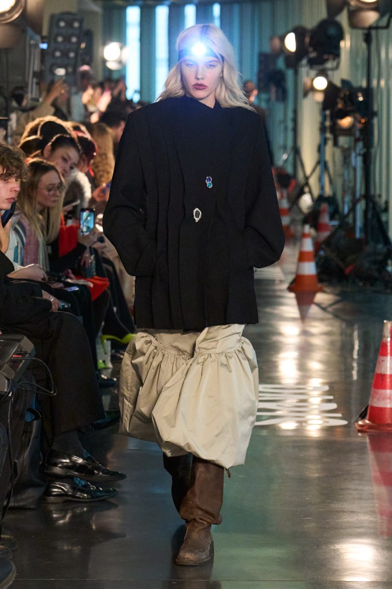 On Our Radar: LITKOVSKA’s “FIREFLY” Shines Through the Darkness of Kyiv On Our Radar: LITKOVSKA’s “FIREFLY” Shines Through the Darkness of Kyiv Vanity Teen 虚荣青年 Lifestyle & new faces magazine