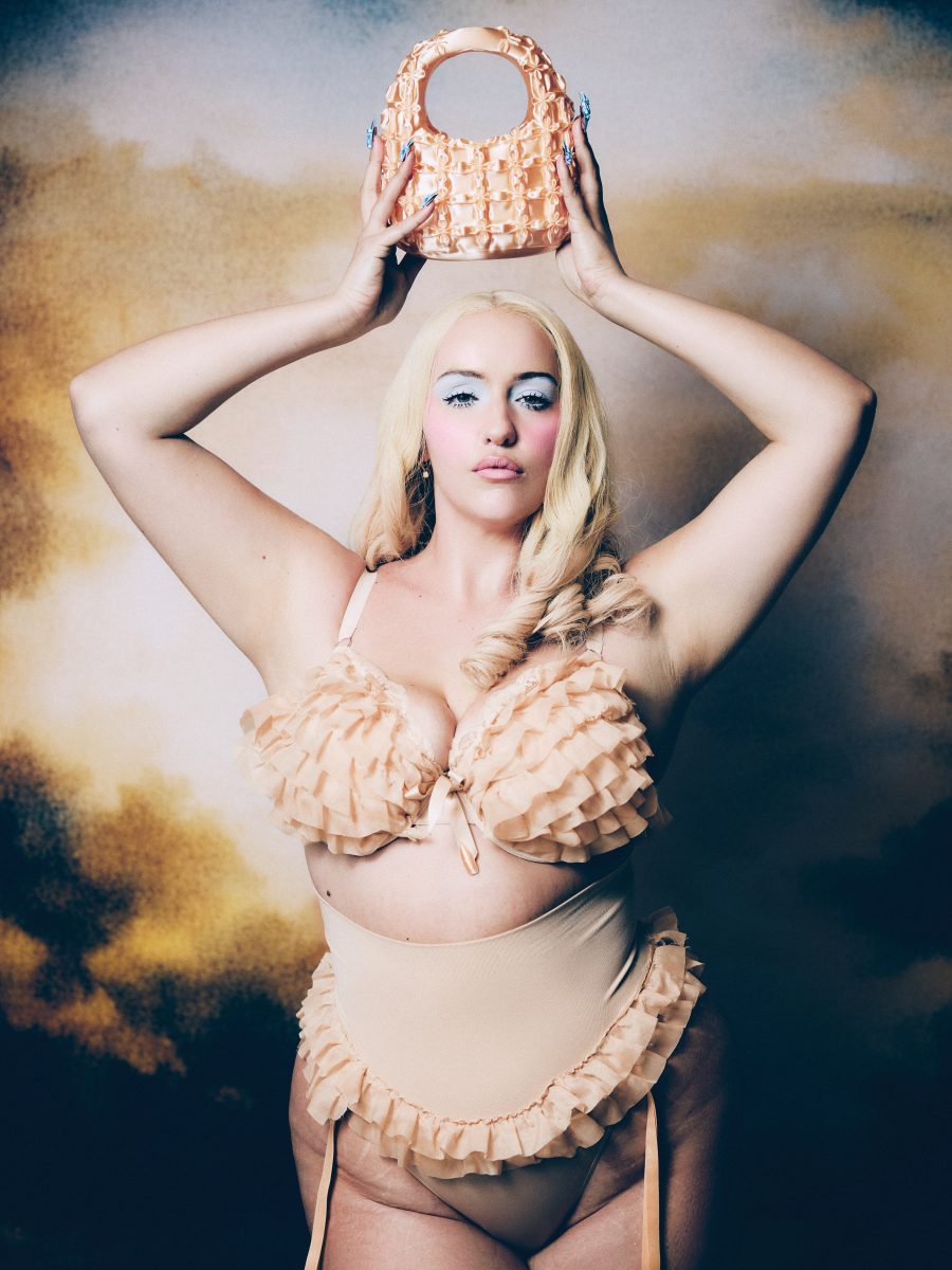 From Marble to Motion: Bhumi’s Modern Goddess Reclaims Her Space From Marble to Motion: Bhumi’s Modern Goddess Reclaims Her Space Vanity Teen 虚荣青年 Lifestyle & new faces magazine