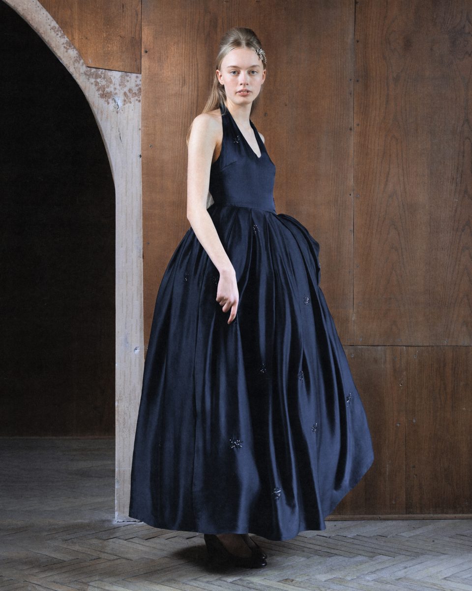 Ride the Wave: HISU PARK FW26 Transforms Life into Motion Ride the Wave: HISU PARK FW26 Transforms Life into Motion Vanity Teen 虚荣青年 Lifestyle & new faces magazine