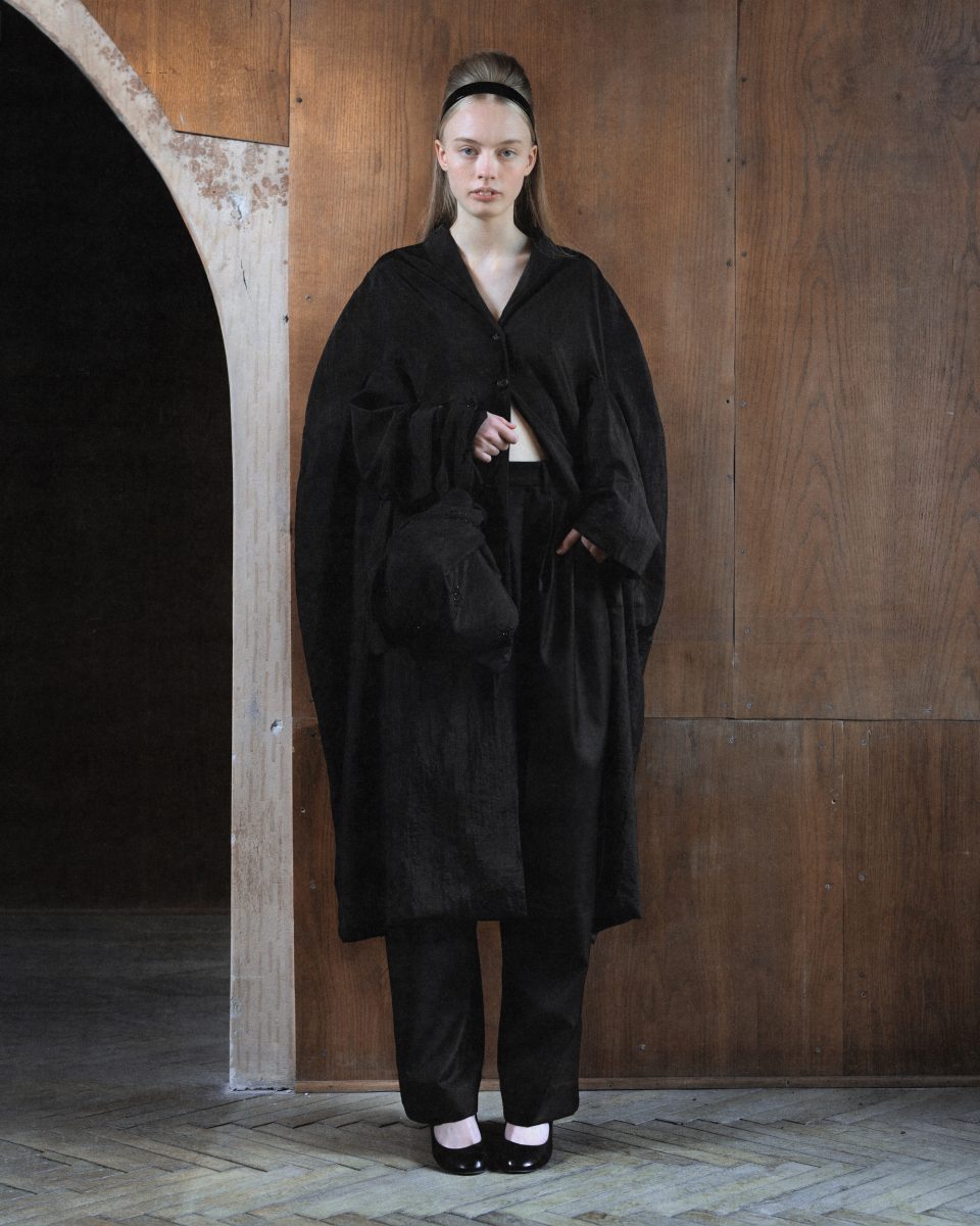 Ride the Wave: HISU PARK FW26 Transforms Life into Motion Ride the Wave: HISU PARK FW26 Transforms Life into Motion Vanity Teen 虚荣青年 Lifestyle & new faces magazine