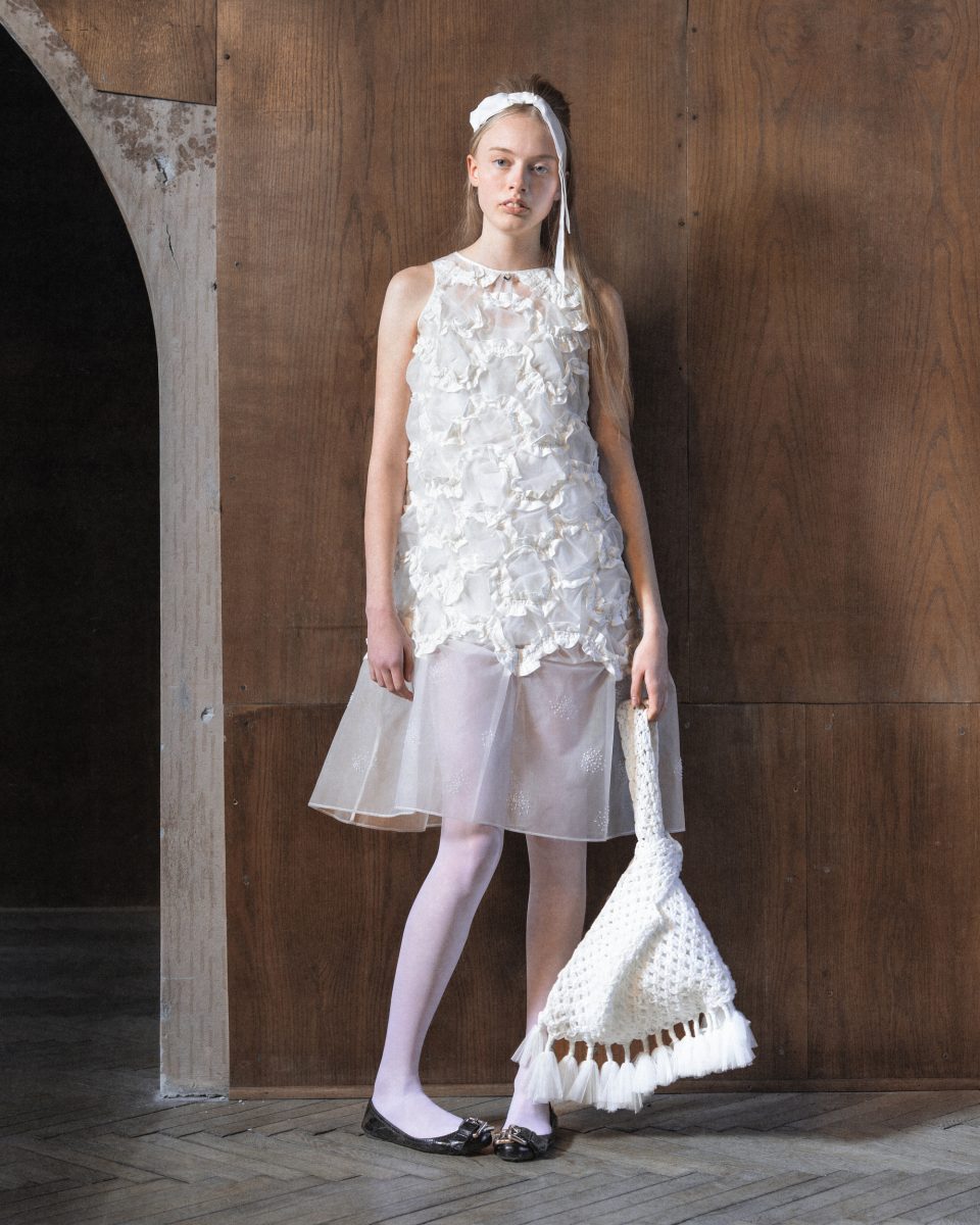 Ride the Wave: HISU PARK FW26 Transforms Life into Motion Ride the Wave: HISU PARK FW26 Transforms Life into Motion Vanity Teen 虚荣青年 Lifestyle & new faces magazine