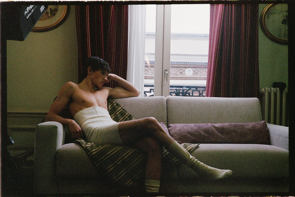 THE PRICE OF BEING SEEN — KIT PRICE IS THE PROM-BOY-STAR OF THE APRIL DIGITAL COVER THE PRICE OF BEING SEEN — KIT PRICE IS THE PROM-BOY-STAR OF THE APRIL DIGITAL COVER Vanity Teen 虚荣青年 Lifestyle & new faces magazine