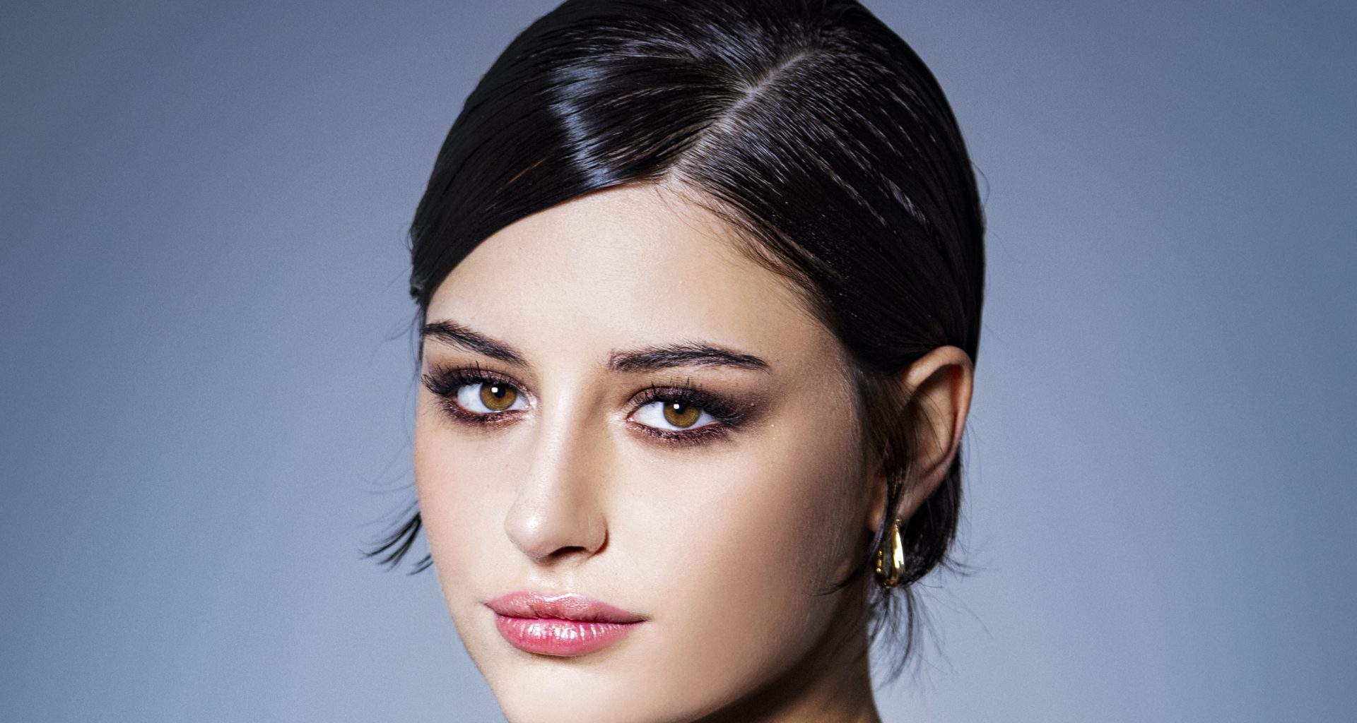 Meet Valentina Bivona: starring in an iconic tv series "I Cesaroni" Meet Valentina Bivona: starring in an iconic tv series "I Cesaroni" Vanity Teen 虚荣青年 Lifestyle & new faces magazine