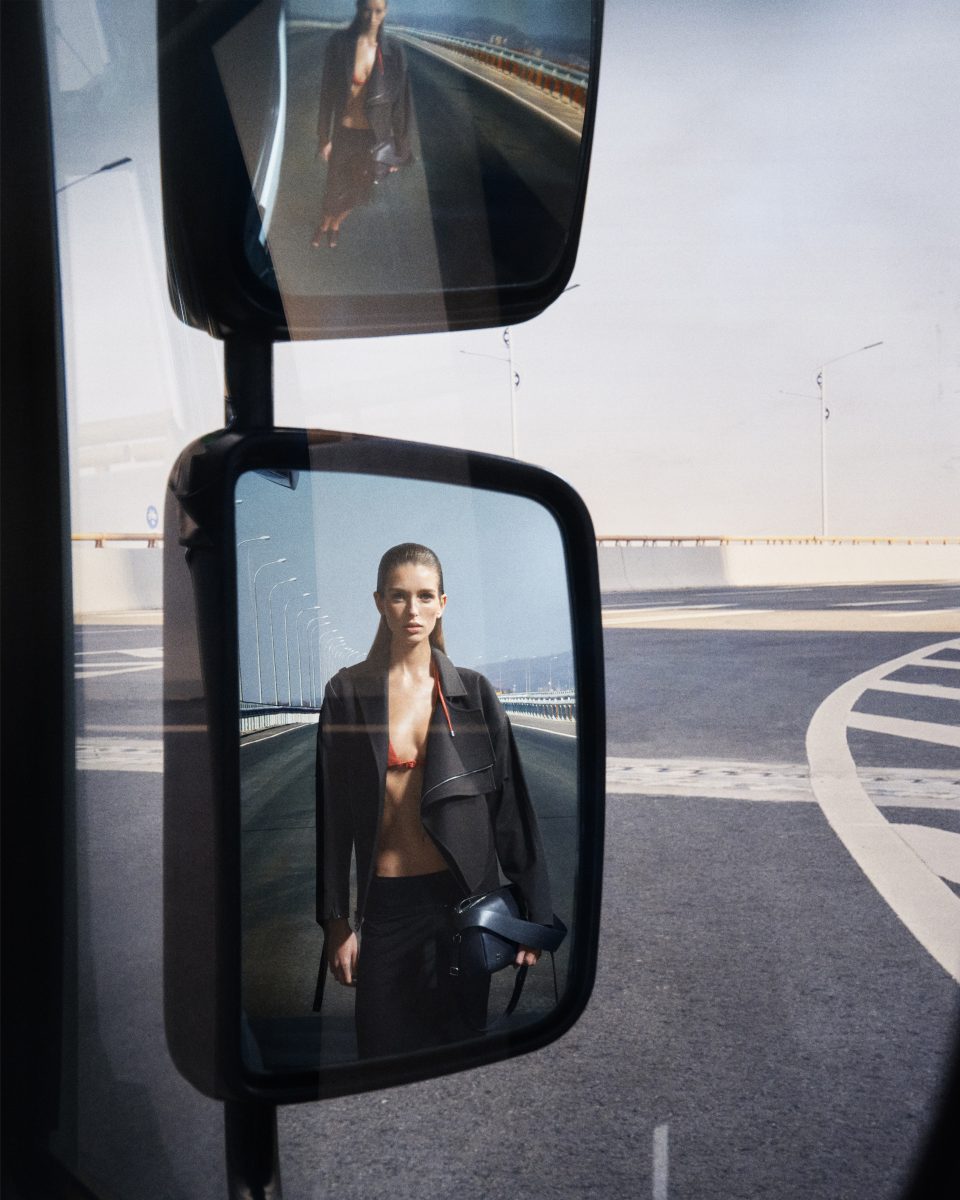 COURRÈGES BENDS THE LINE COURRÈGES BENDS THE LINE Vanity Teen 虚荣青年 Lifestyle & new faces magazine