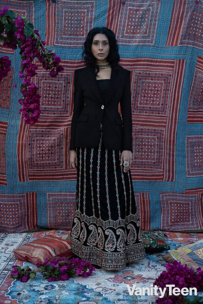 CHRISTINA KALI: THREADS OF HERITAGE IN RUPEES DESIGNS CHRISTINA KALI: THREADS OF HERITAGE IN RUPEES DESIGNS Vanity Teen 虚荣青年 Lifestyle & new faces magazine