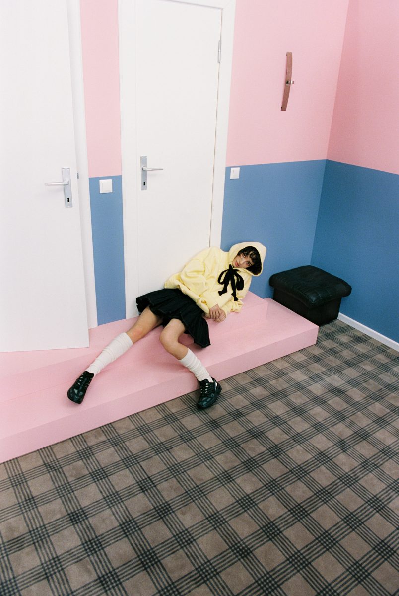 SALOMON BREAKS THE SHELL SALOMON BREAKS THE SHELL Vanity Teen 虚荣青年 Lifestyle & new faces magazine