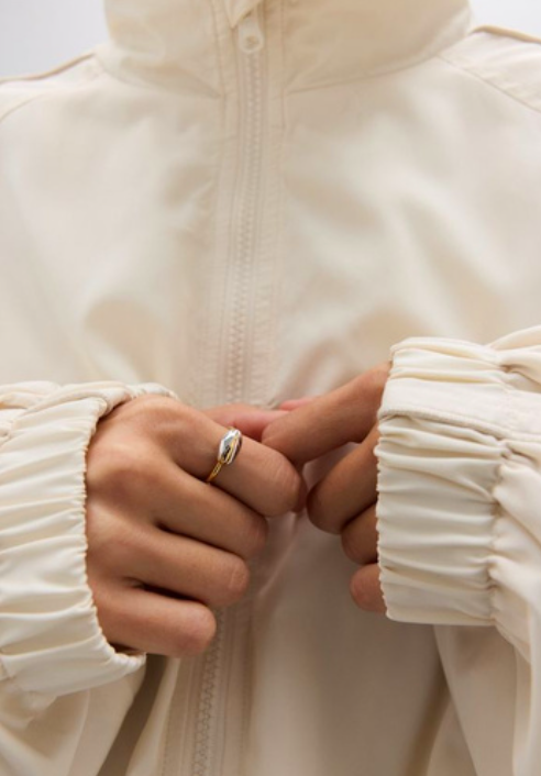 WHEN FLOWERS GROW FROM STONE: AVGVST’S ASTEROID GARDEN BLOOMS AGAINST THE IMPOSSIBLE Vanity Teen 虚荣青年 Lifestyle & new faces magazine WHEN FLOWERS GROW FROM STONE: AVGVST’S ASTEROID GARDEN BLOOMS AGAINST THE IMPOSSIBLE WHEN FLOWERS GROW FROM STONE: AVGVST’S ASTEROID GARDEN BLOOMS AGAINST THE IMPOSSIBLE Vanity Teen 虚荣青年 Lifestyle & new faces magazine