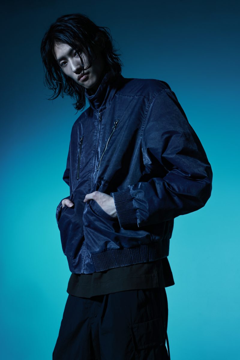 KRAKATAU Moves the City: SS2026 Is Built for the Rhythm of Urban Life Vanity Teen 虚荣青年 Lifestyle & new faces magazine KRAKATAU Moves the City: SS2026 Is Built for the Rhythm of Urban Life KRAKATAU Moves the City: SS2026 Is Built for the Rhythm of Urban Life Vanity Teen 虚荣青年 Lifestyle & new faces magazine