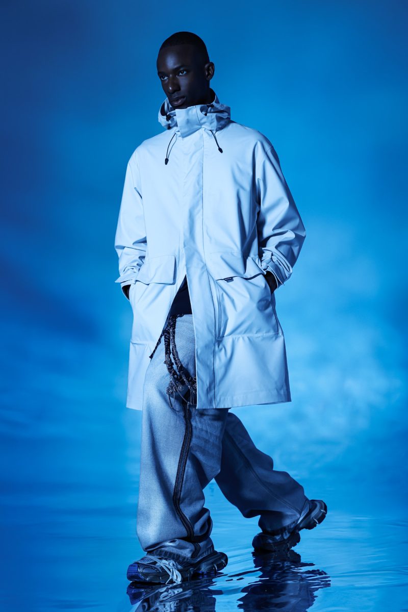 KRAKATAU Moves the City: SS2026 Is Built for the Rhythm of Urban Life Vanity Teen 虚荣青年 Lifestyle & new faces magazine KRAKATAU Moves the City: SS2026 Is Built for the Rhythm of Urban Life KRAKATAU Moves the City: SS2026 Is Built for the Rhythm of Urban Life Vanity Teen 虚荣青年 Lifestyle & new faces magazine