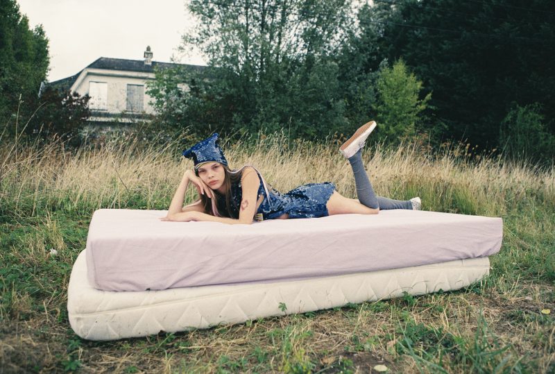 Florentina Leitner SS26 Is a Love Letter to Hot Girl Summers and Teenage Daydreams Florentina Leitner SS26 Is a Love Letter to Hot Girl Summers and Teenage Daydreams Vanity Teen 虚荣青年 Lifestyle & new faces magazine