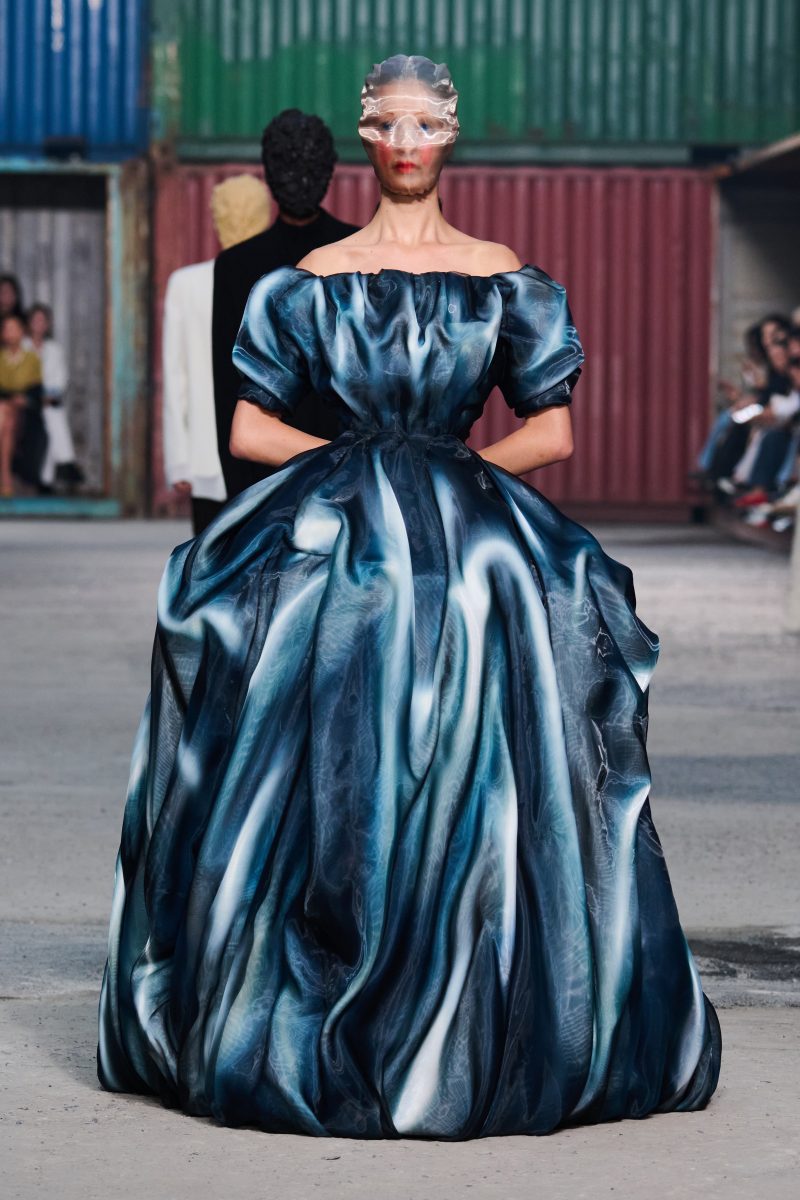 Maison Margiela Folders | Fall Winter 2026 Collection in Shanghai Maison Margiela Folders | Fall Winter 2026 Collection in Shanghai Vanity Teen 虚荣青年 Lifestyle & new faces magazine