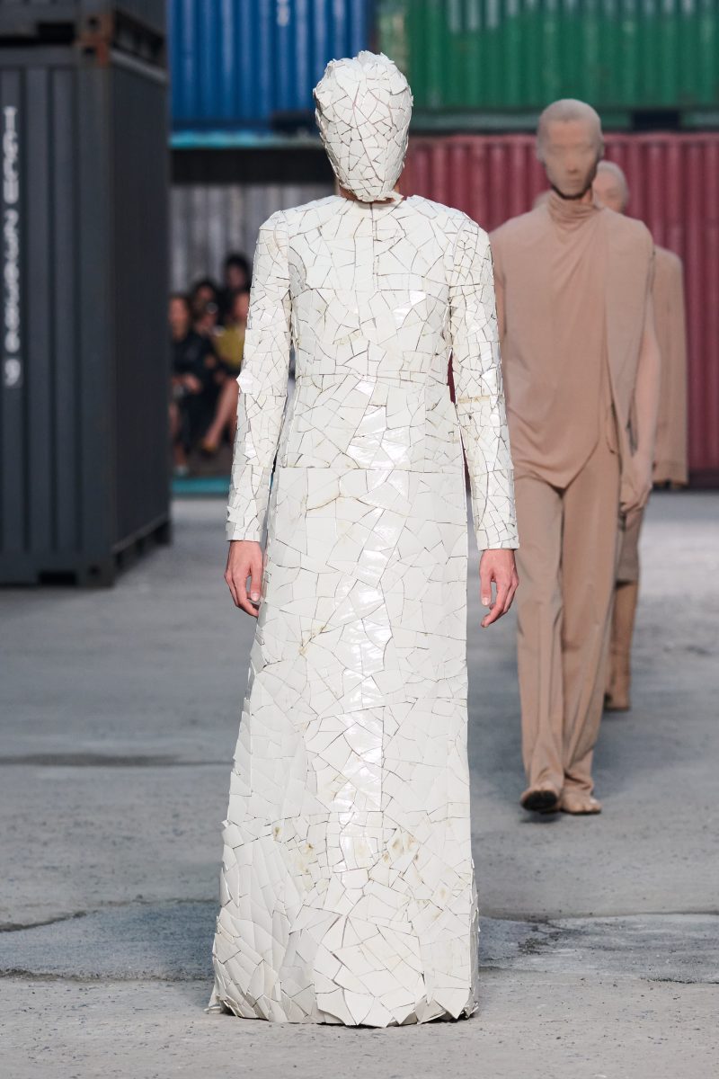 Maison Margiela Folders | Fall Winter 2026 Collection in Shanghai Maison Margiela Folders | Fall Winter 2026 Collection in Shanghai Vanity Teen 虚荣青年 Lifestyle & new faces magazine