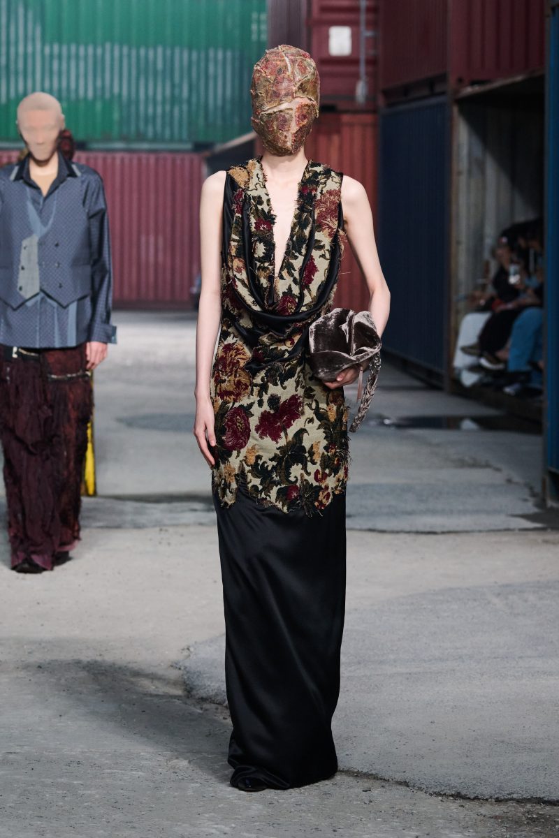 Maison Margiela Folders | Fall Winter 2026 Collection in Shanghai Maison Margiela Folders | Fall Winter 2026 Collection in Shanghai Vanity Teen 虚荣青年 Lifestyle & new faces magazine