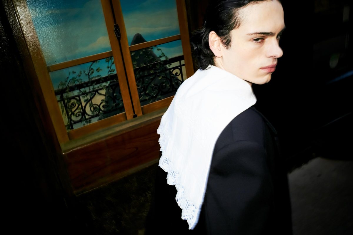 Nathan Mannevy Opens the Future: The First Face of “A Day With” Nathan Mannevy Opens the Future: The First Face of “A Day With” Vanity Teen 虚荣青年 Lifestyle & new faces magazine