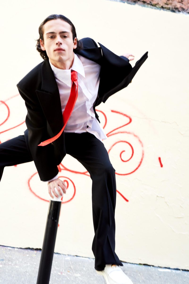 Nathan Mannevy Opens the Future: The First Face of “A Day With” Nathan Mannevy Opens the Future: The First Face of “A Day With” Vanity Teen 虚荣青年 Lifestyle & new faces magazine