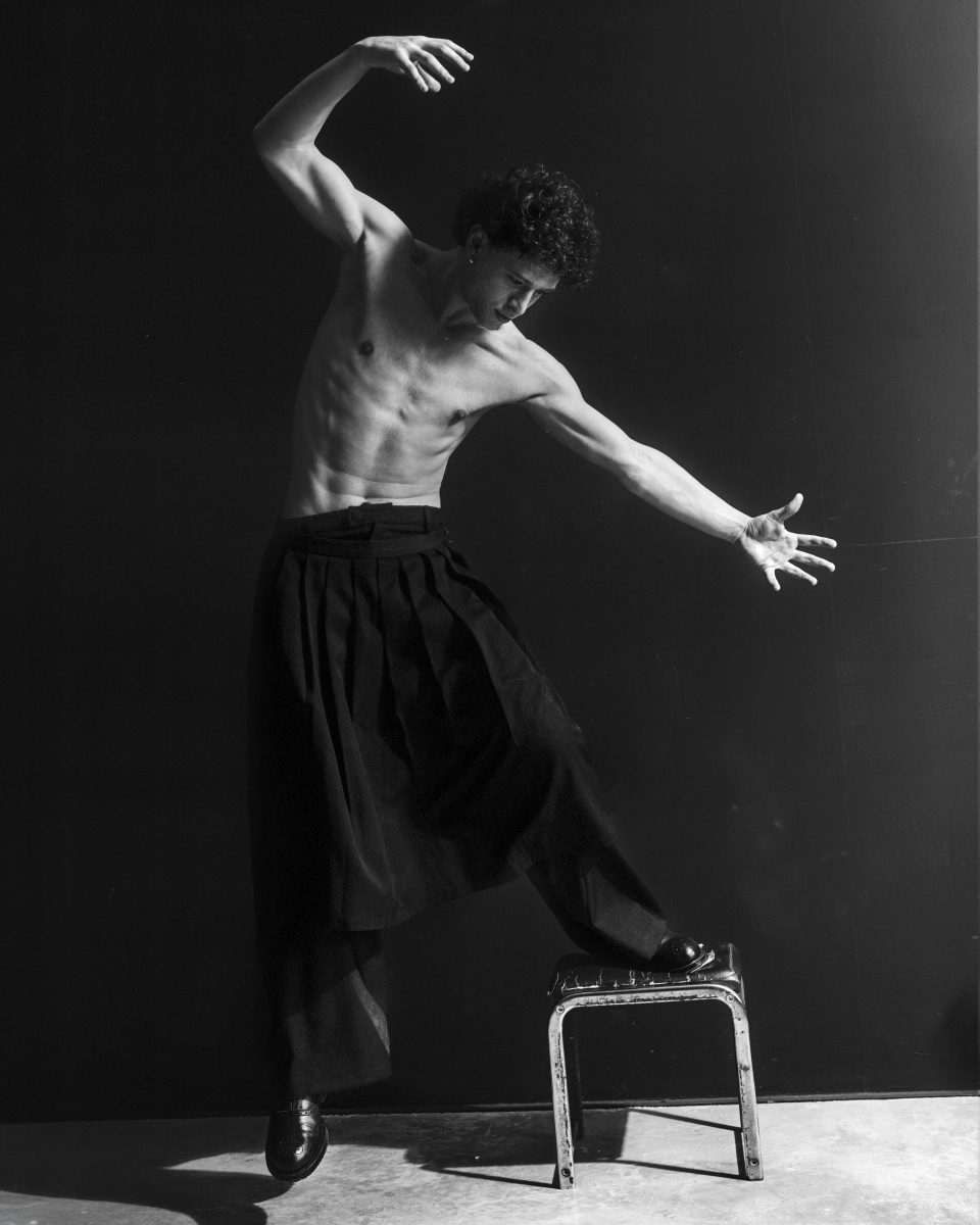 BEYOND THE ROLE: FRANCESCO PELLEGRINO AND THE BEAUTY OF DISAPPEARING INTO DARKNESS BEYOND THE ROLE: FRANCESCO PELLEGRINO AND THE BEAUTY OF DISAPPEARING INTO DARKNESS Vanity Teen 虚荣青年 Lifestyle & new faces magazine