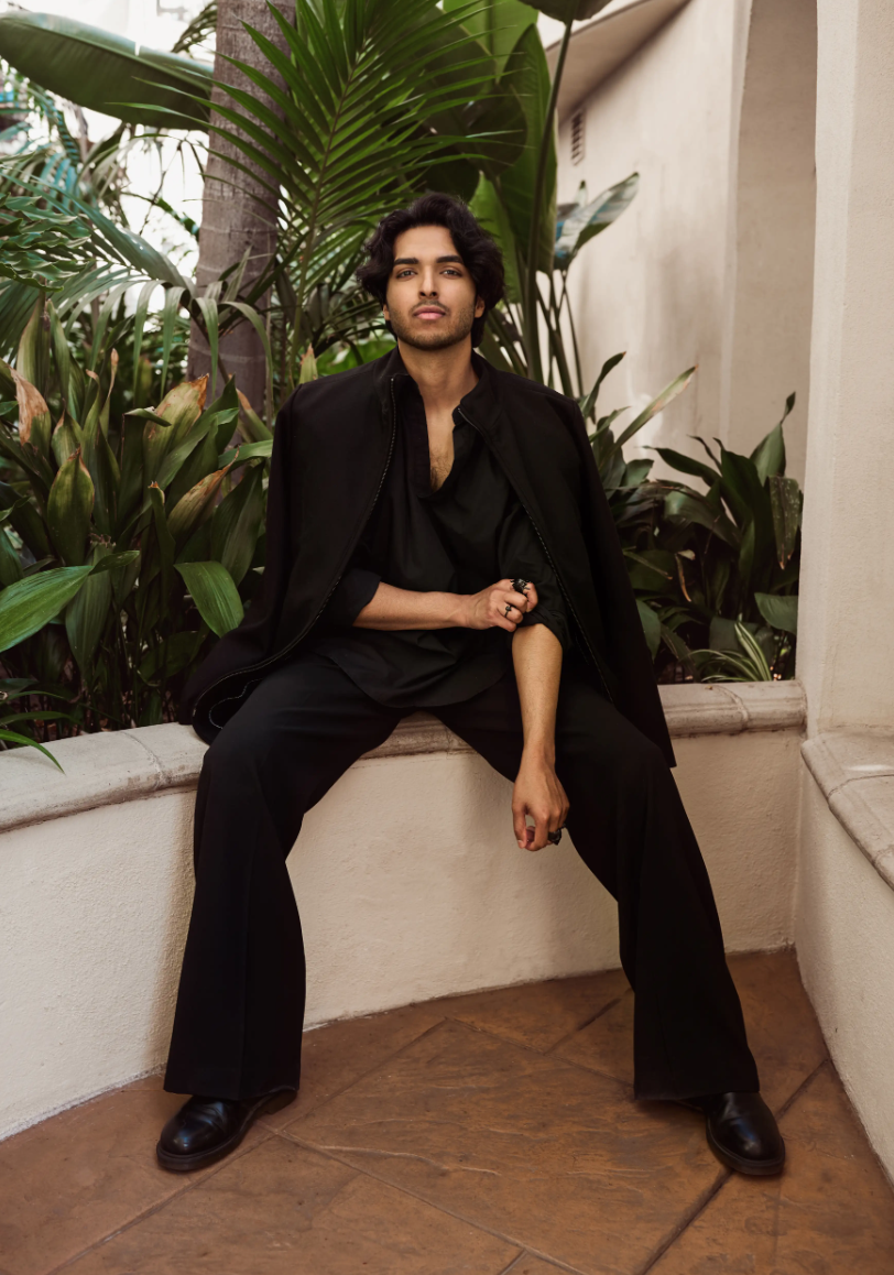 THE ART OF BECOMING THE ART OF BECOMING Vanity Teen 虚荣青年 Lifestyle & new faces magazine