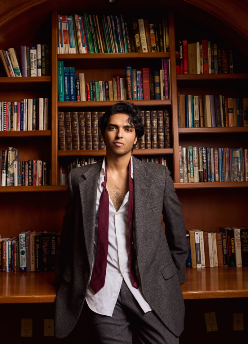 THE ART OF BECOMING THE ART OF BECOMING Vanity Teen 虚荣青年 Lifestyle & new faces magazine