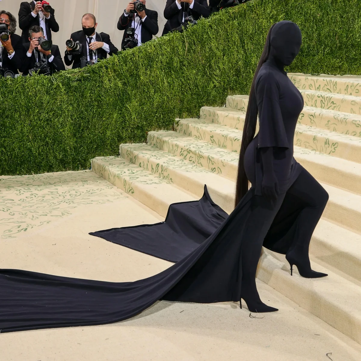 Met Gala 2026: “Fashion Is Art”, Theme, Designers to Watch and the polemics Met Gala 2026: “Fashion Is Art”, Theme, Designers to Watch and the polemics Vanity Teen 虚荣青年 Lifestyle & new faces magazine