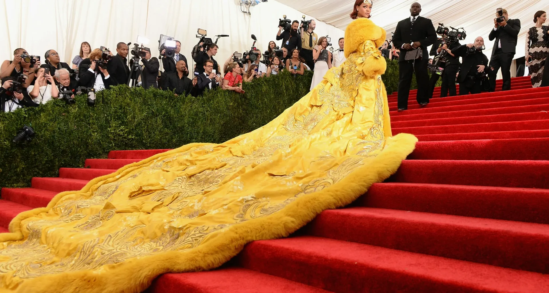 Met Gala 2026: “Fashion Is Art”, Theme, Designers to Watch and the polemics Met Gala 2026: “Fashion Is Art”, Theme, Designers to Watch and the polemics Vanity Teen 虚荣青年 Lifestyle & new faces magazine