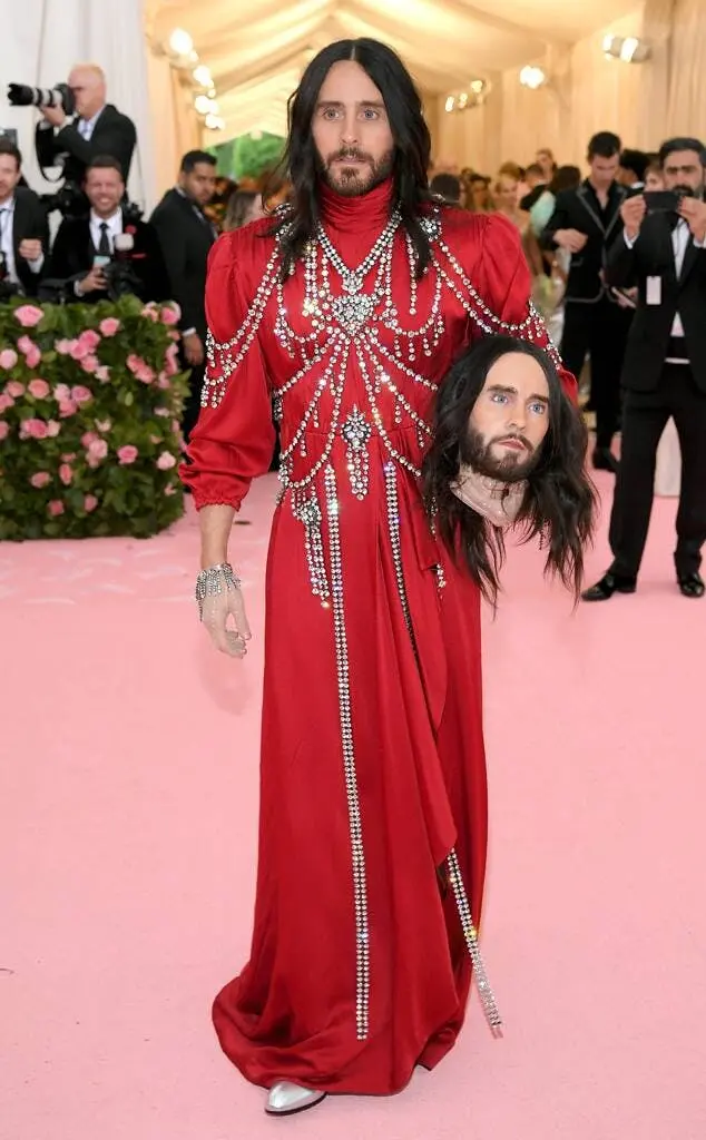 Met Gala 2026: “Fashion Is Art”, Theme, Designers to Watch and the polemics Met Gala 2026: “Fashion Is Art”, Theme, Designers to Watch and the polemics Vanity Teen 虚荣青年 Lifestyle & new faces magazine