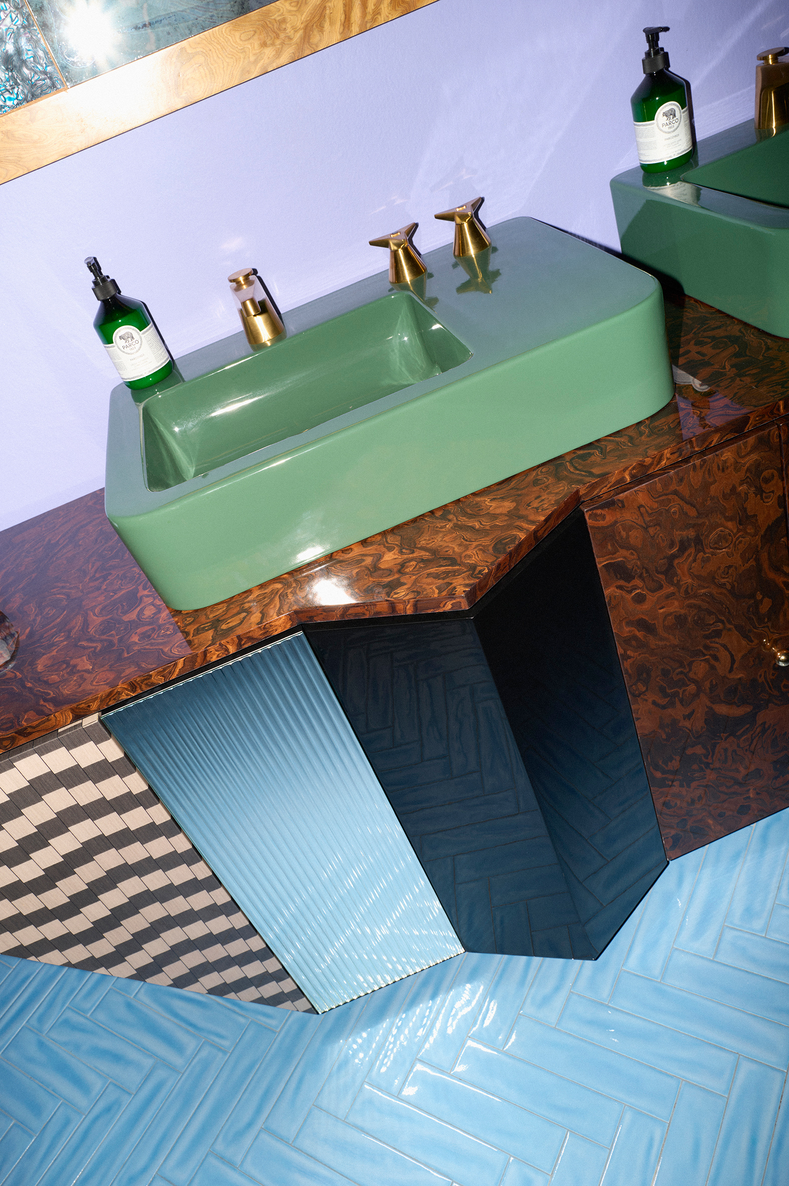 CASAORNELLA TURNS DESIGN INTO A SOCIAL EXPERIENCE Vanity Teen 虚荣青年 CASAORNELLA TURNS DESIGN INTO A SOCIAL EXPERIENCE CASAORNELLA TURNS DESIGN INTO A SOCIAL EXPERIENCE Vanity Teen 虚荣青年