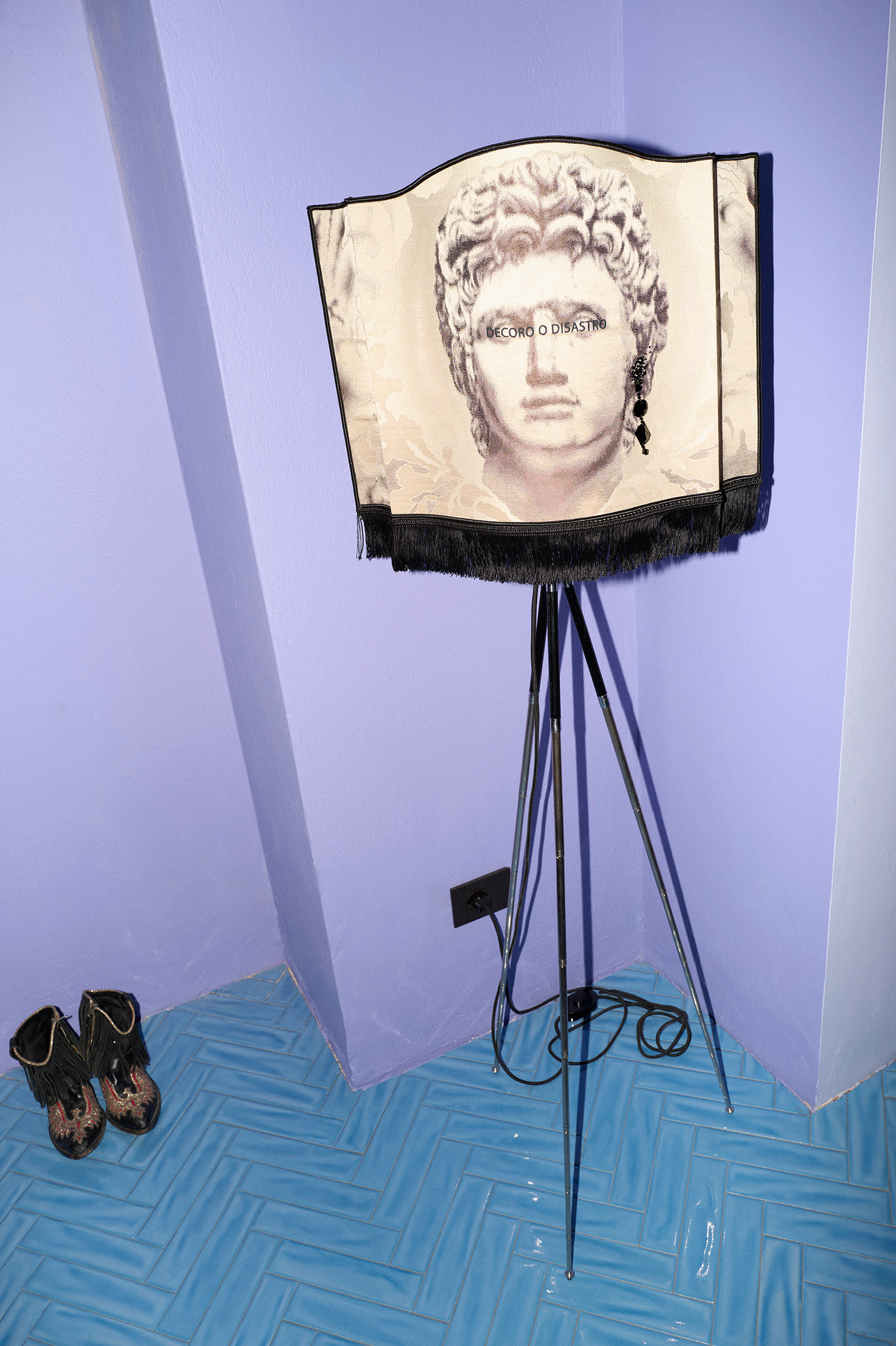 CASAORNELLA TURNS DESIGN INTO A SOCIAL EXPERIENCE Vanity Teen 虚荣青年 CASAORNELLA TURNS DESIGN INTO A SOCIAL EXPERIENCE CASAORNELLA TURNS DESIGN INTO A SOCIAL EXPERIENCE Vanity Teen 虚荣青年