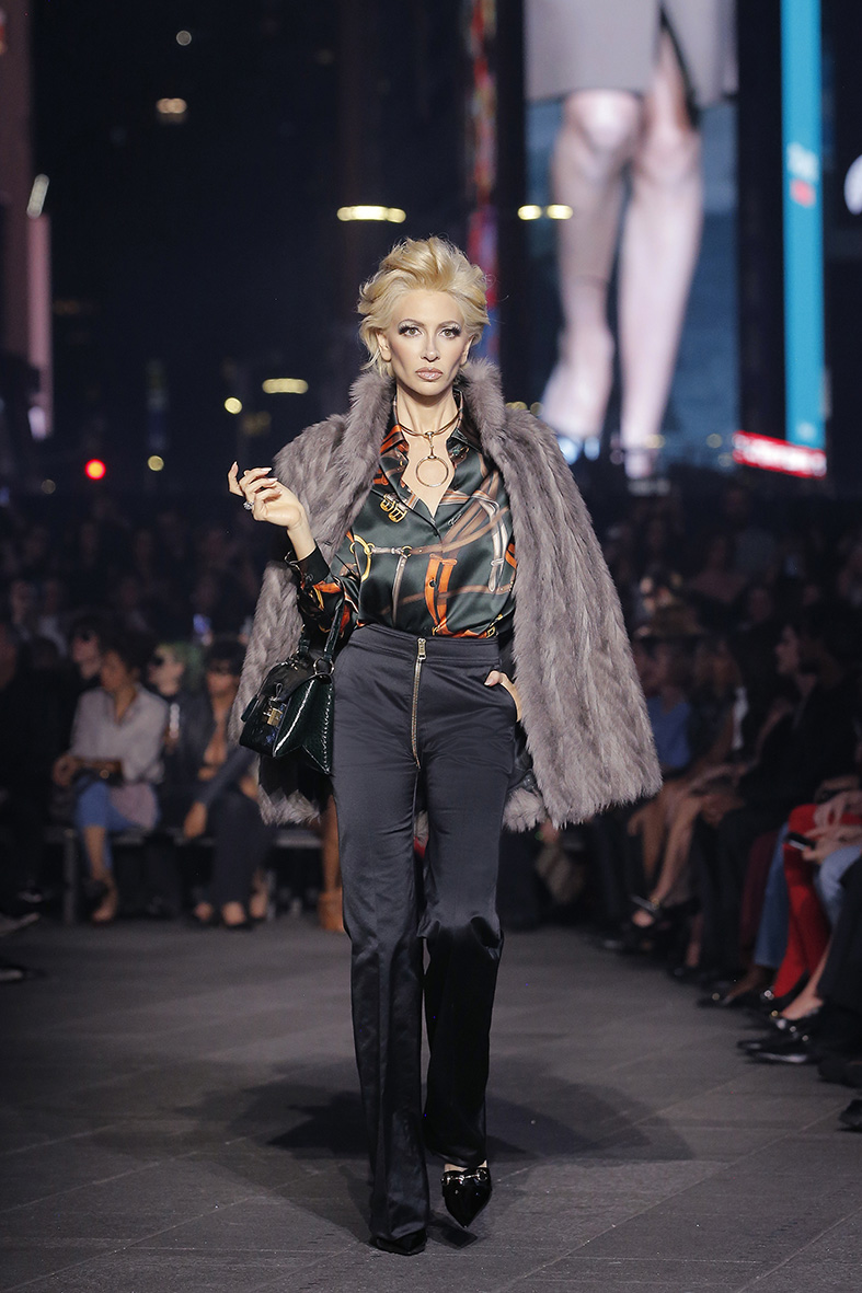 Gucci core for the Cruise 2027 goes to New York: a return to a glorious era Vanity Teen 虚荣青年 Lifestyle & new faces magazine Gucci core for the Cruise 2027 goes to New York: a return to a glorious era Gucci core for the Cruise 2027 goes to New York: a return to a glorious era Vanity Teen 虚荣青年 Lifestyle & new faces magazine