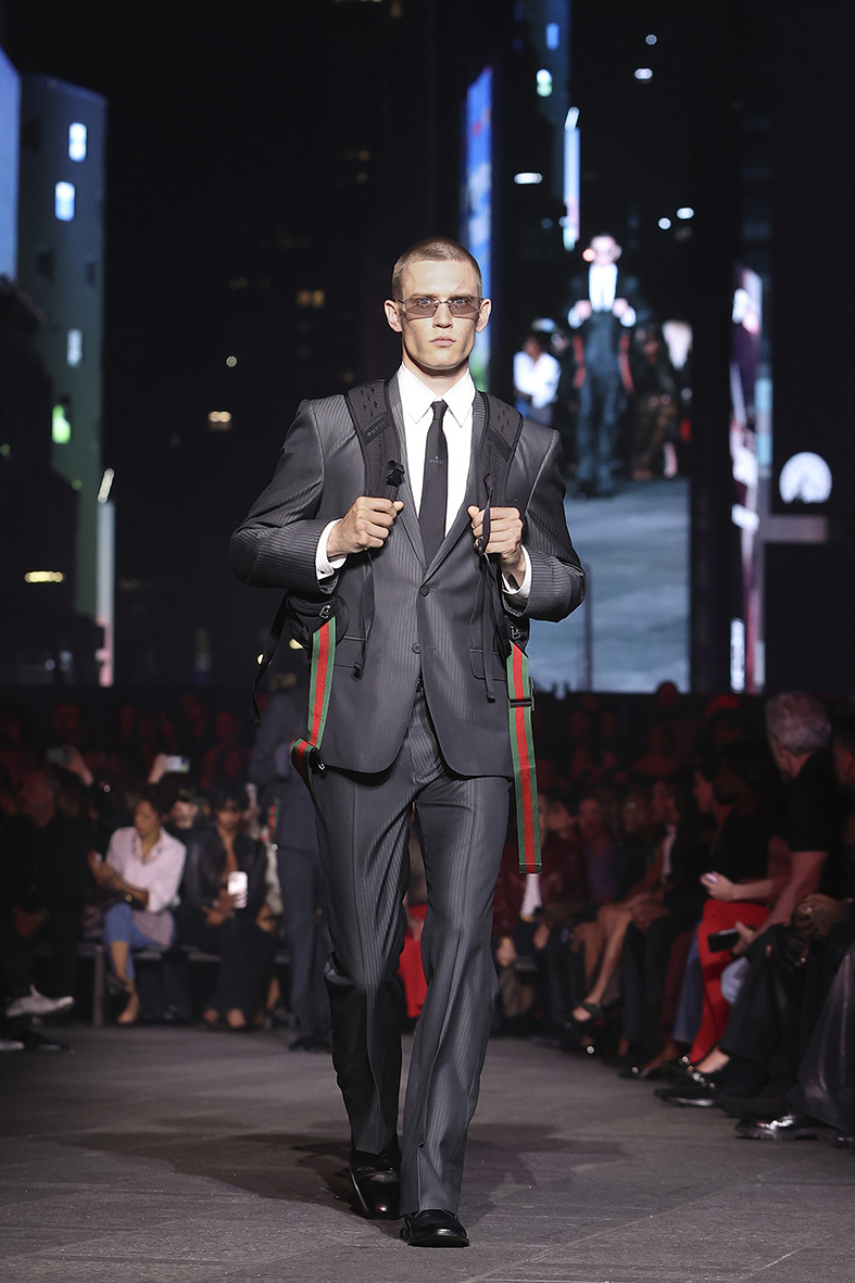 Gucci core for the Cruise 2027 goes to New York: a return to a glorious era Vanity Teen 虚荣青年 Lifestyle & new faces magazine Gucci core for the Cruise 2027 goes to New York: a return to a glorious era Gucci core for the Cruise 2027 goes to New York: a return to a glorious era Vanity Teen 虚荣青年 Lifestyle & new faces magazine