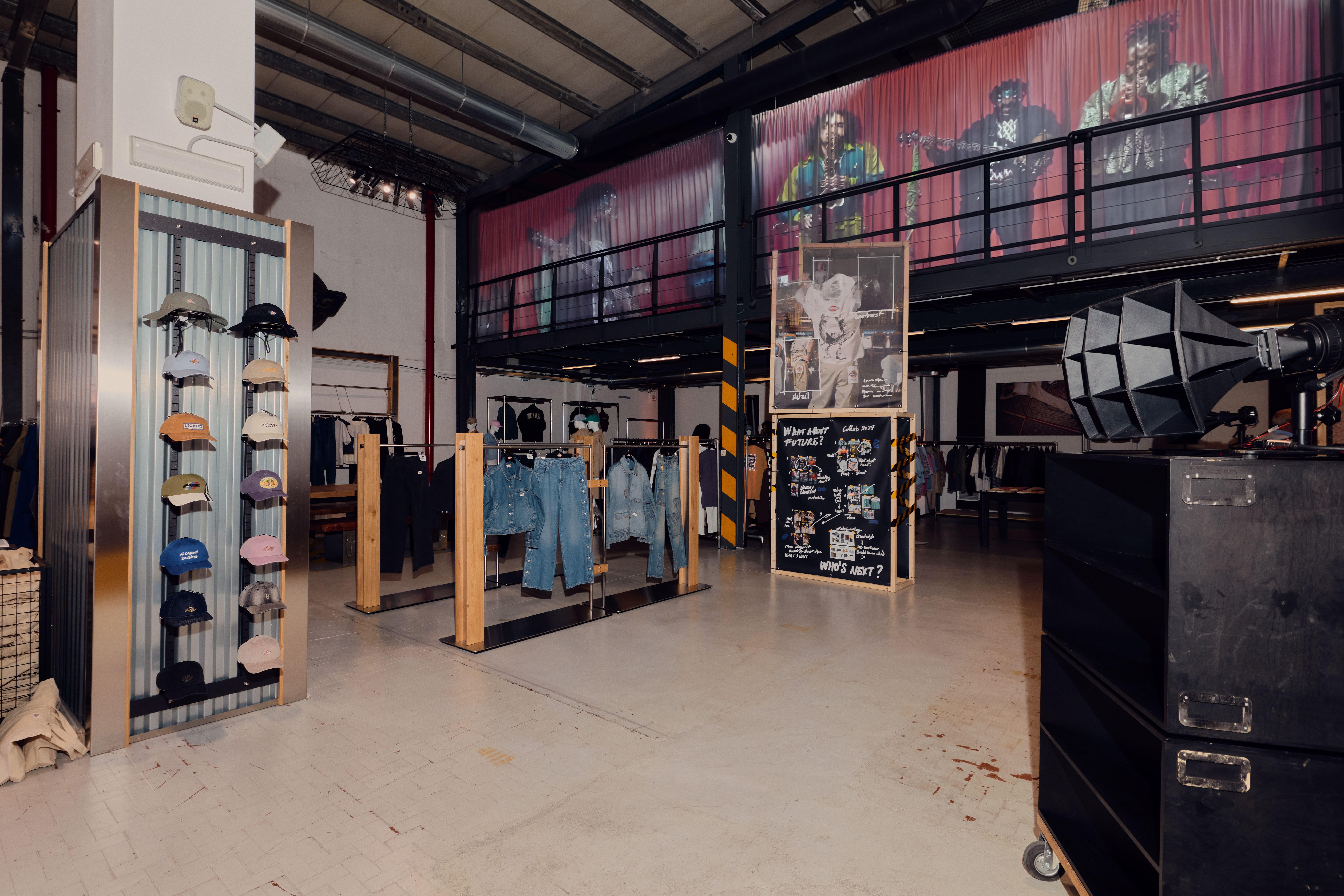Dickies Turns Milan Into a Workwear Playground for SS27 Vanity Teen 虚荣青年 Dickies Turns Milan Into a Workwear Playground for SS27 Dickies Turns Milan Into a Workwear Playground for SS27 Vanity Teen 虚荣青年