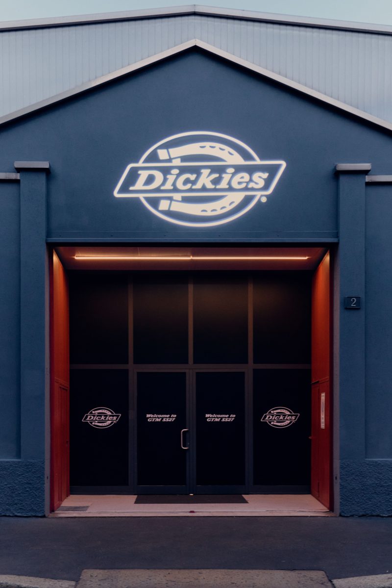 Dickies Turns Milan Into a Workwear Playground for SS27 Dickies Turns Milan Into a Workwear Playground for SS27 Vanity Teen 虚荣青年