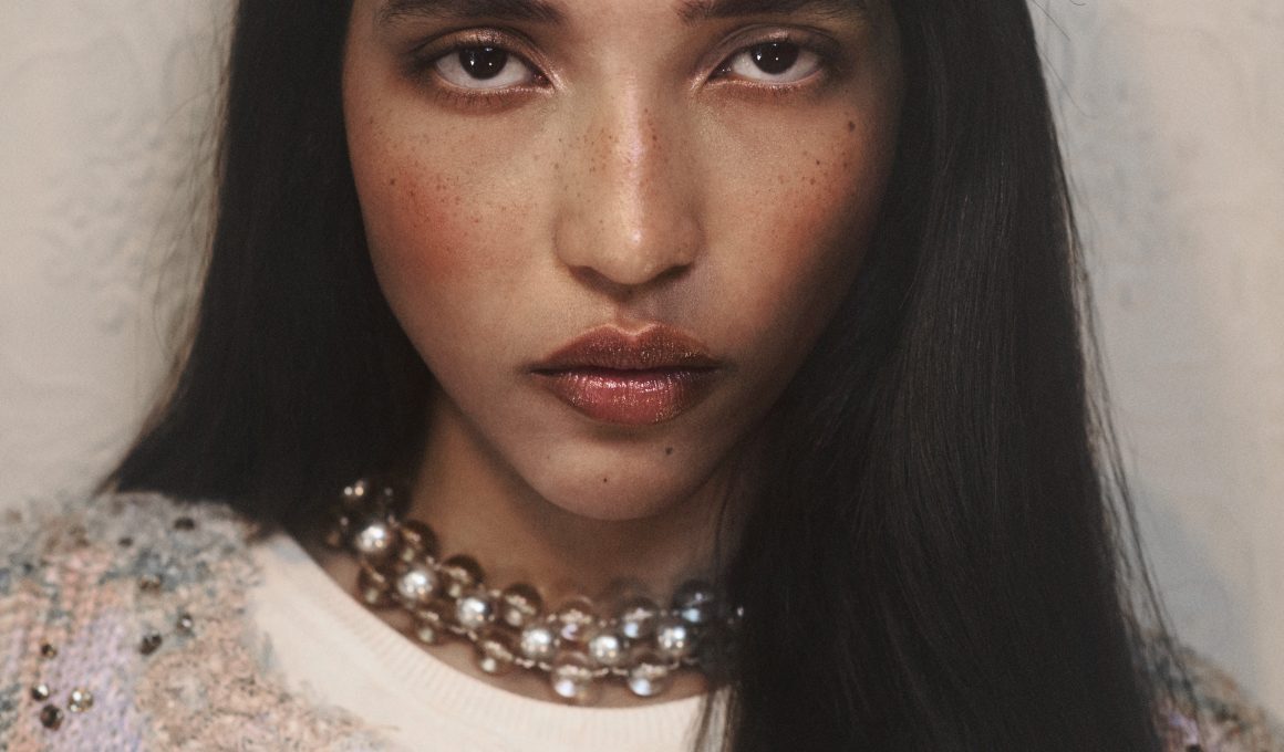 Prom Night Fever: Akima Maldonado Rewrites the Rules of the Prom Girl Prom Night Fever: Akima Maldonado Rewrites the Rules of the Prom Girl Vanity Teen 虚荣青年 Lifestyle & new faces magazine