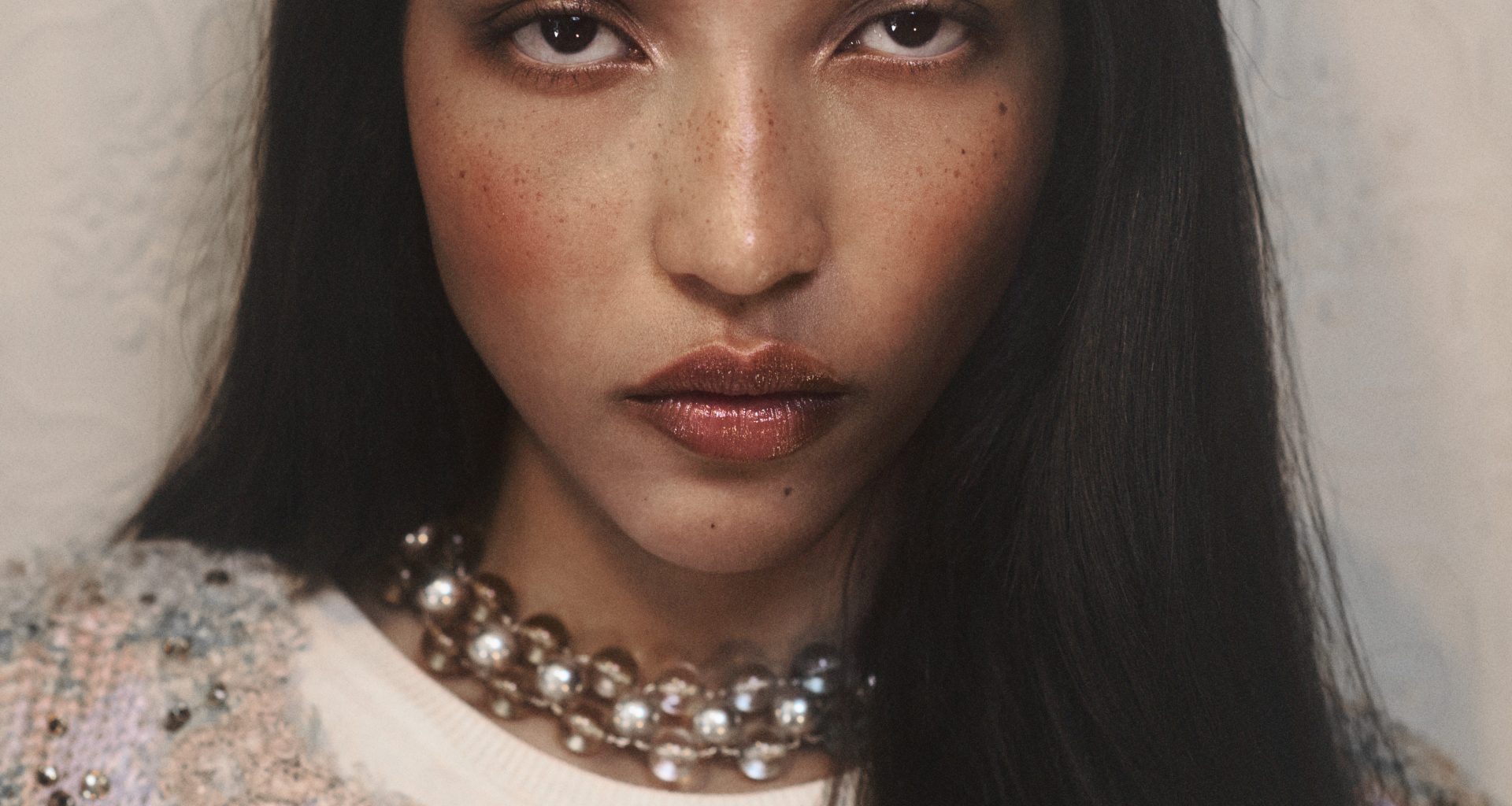 Prom Night Fever: Akima Maldonado Rewrites the Rules of the Prom Girl Prom Night Fever: Akima Maldonado Rewrites the Rules of the Prom Girl Vanity Teen 虚荣青年 Lifestyle & new faces magazine
