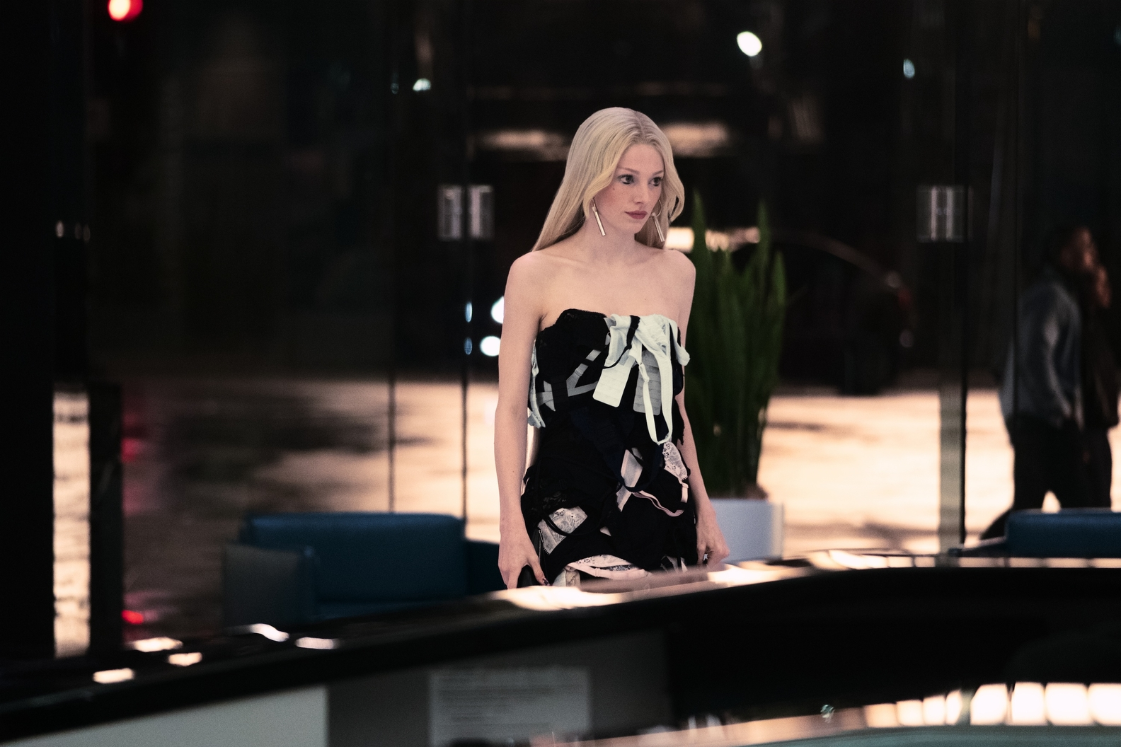 Euphoria Season 3 Fashion Is All Grown Up and Going West Vanity Teen 虚荣青年 Euphoria Season 3 Fashion Is All Grown Up and Going West Euphoria Season 3 Fashion Is All Grown Up and Going West Vanity Teen 虚荣青年
