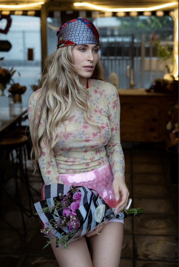 IN FULL BLOOM IN FULL BLOOM Vanity Teen 虚荣青年 Lifestyle & new faces magazine
