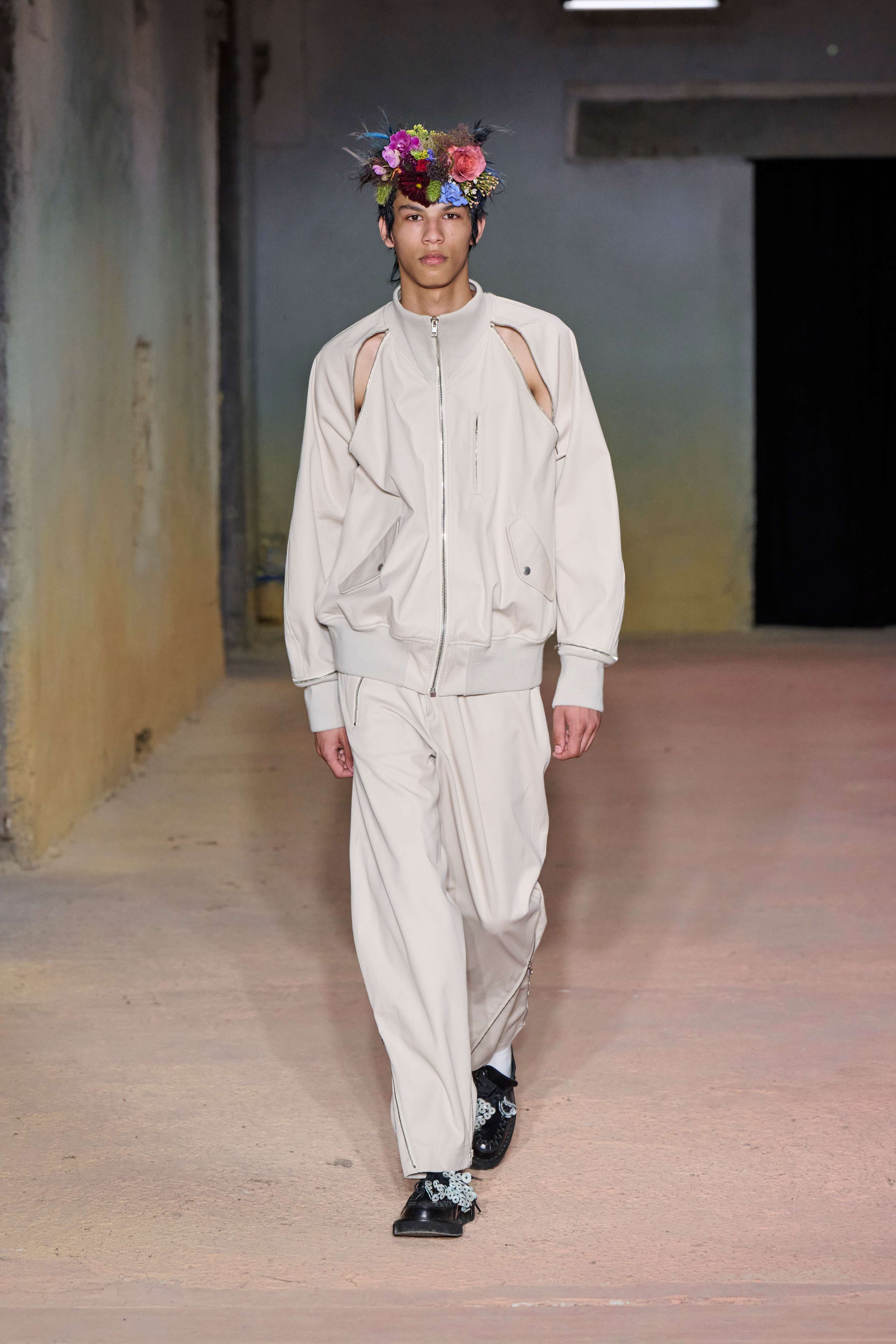 DSM Kei Ninomiya Brings punk to Pitti Uomo 110 for Spring Summer 2027 Vanity Teen 虚荣青年 DSM Kei Ninomiya Brings punk to Pitti Uomo 110 for Spring Summer 2027 DSM Kei Ninomiya Brings punk to Pitti Uomo 110 for Spring Summer 2027 Vanity Teen 虚荣青年