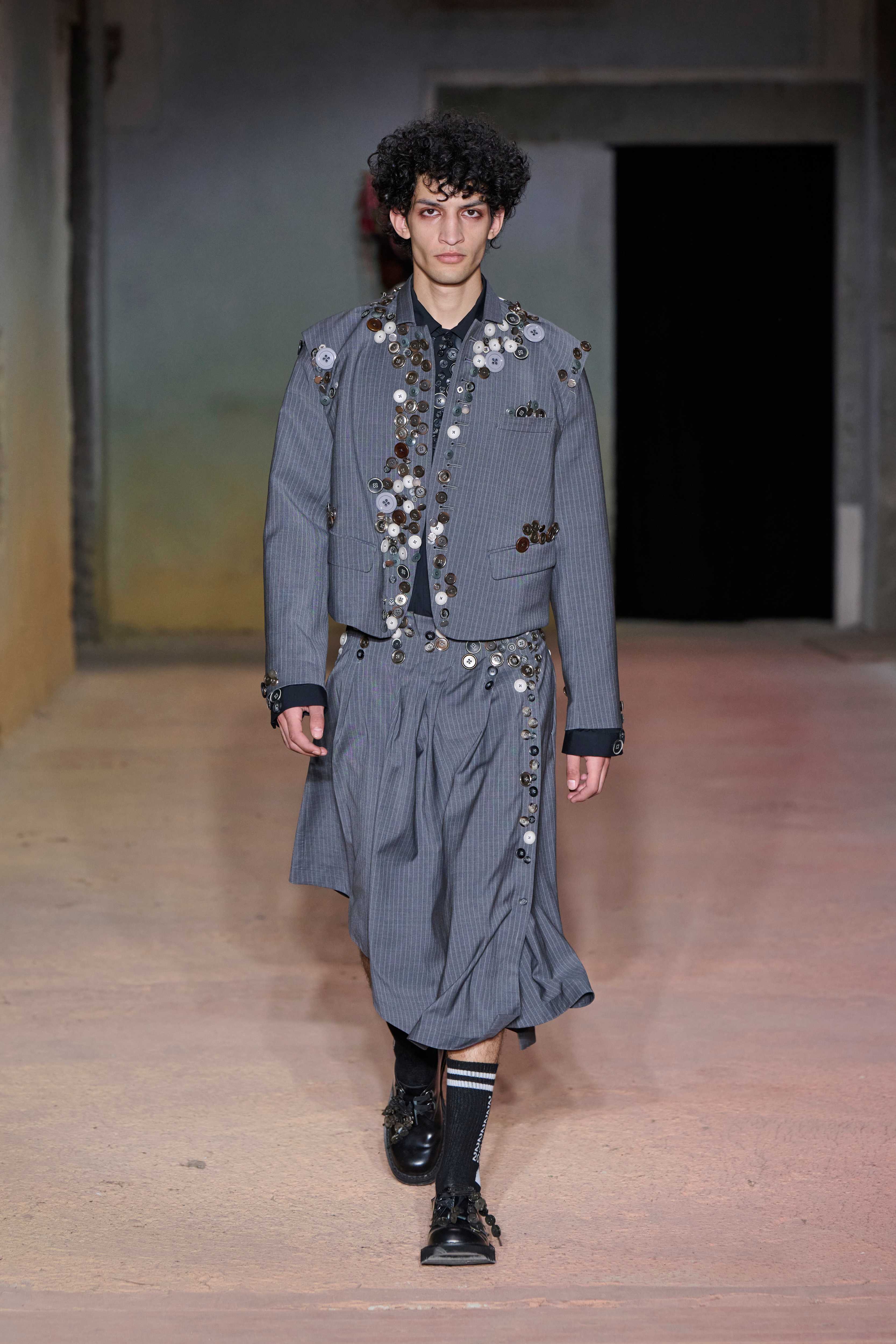 DSM Kei Ninomiya Brings punk to Pitti Uomo 110 for Spring Summer 2027 Vanity Teen 虚荣青年 DSM Kei Ninomiya Brings punk to Pitti Uomo 110 for Spring Summer 2027 DSM Kei Ninomiya Brings punk to Pitti Uomo 110 for Spring Summer 2027 Vanity Teen 虚荣青年