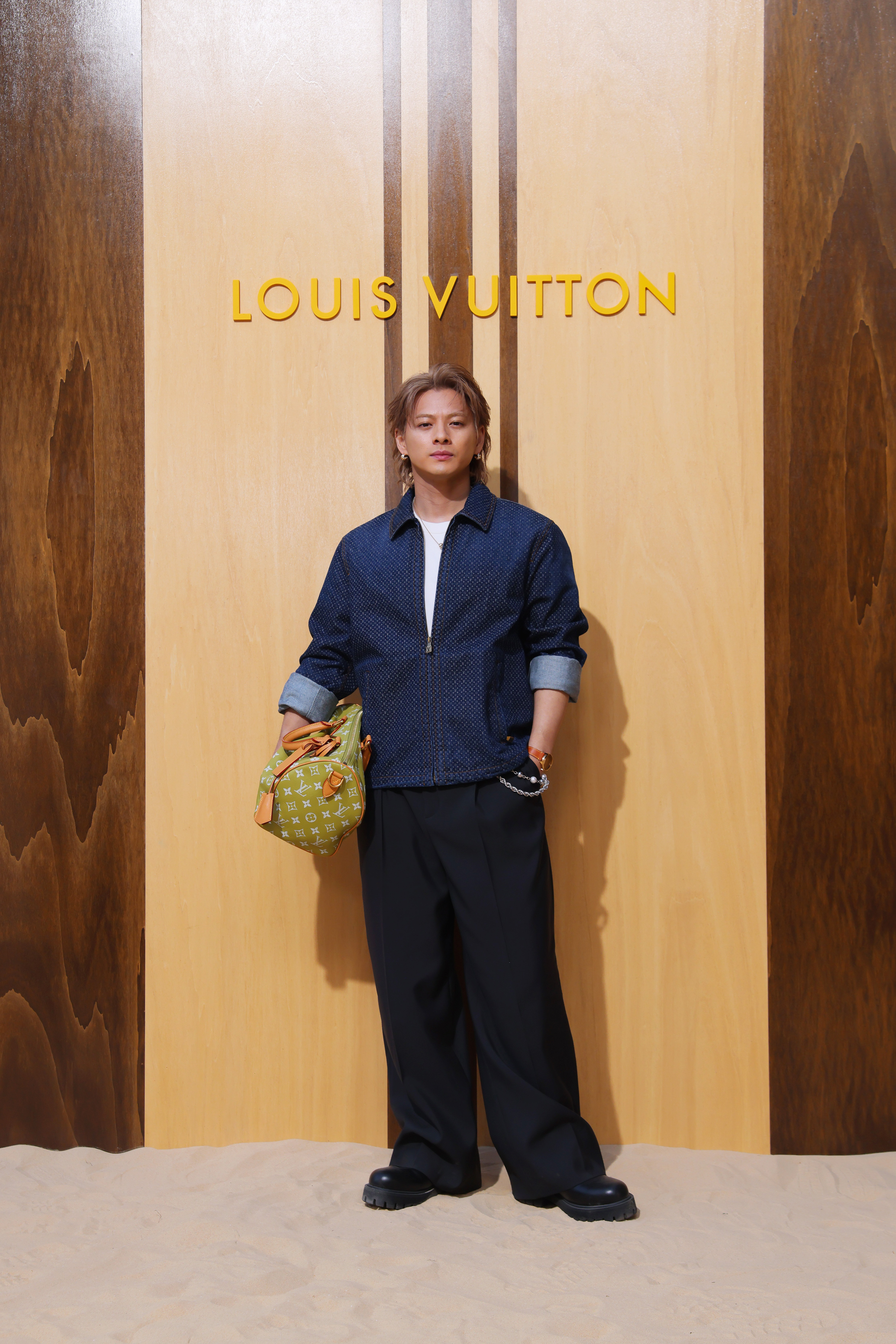 Louis Vuitton Men's Spring/Summer 2027: Pharrell's Global Beach Club Has Arrived Louis Vuitton Men's Spring/Summer 2027: Pharrell's Global Beach Club Has Arrived Vanity Teen 虚荣青年