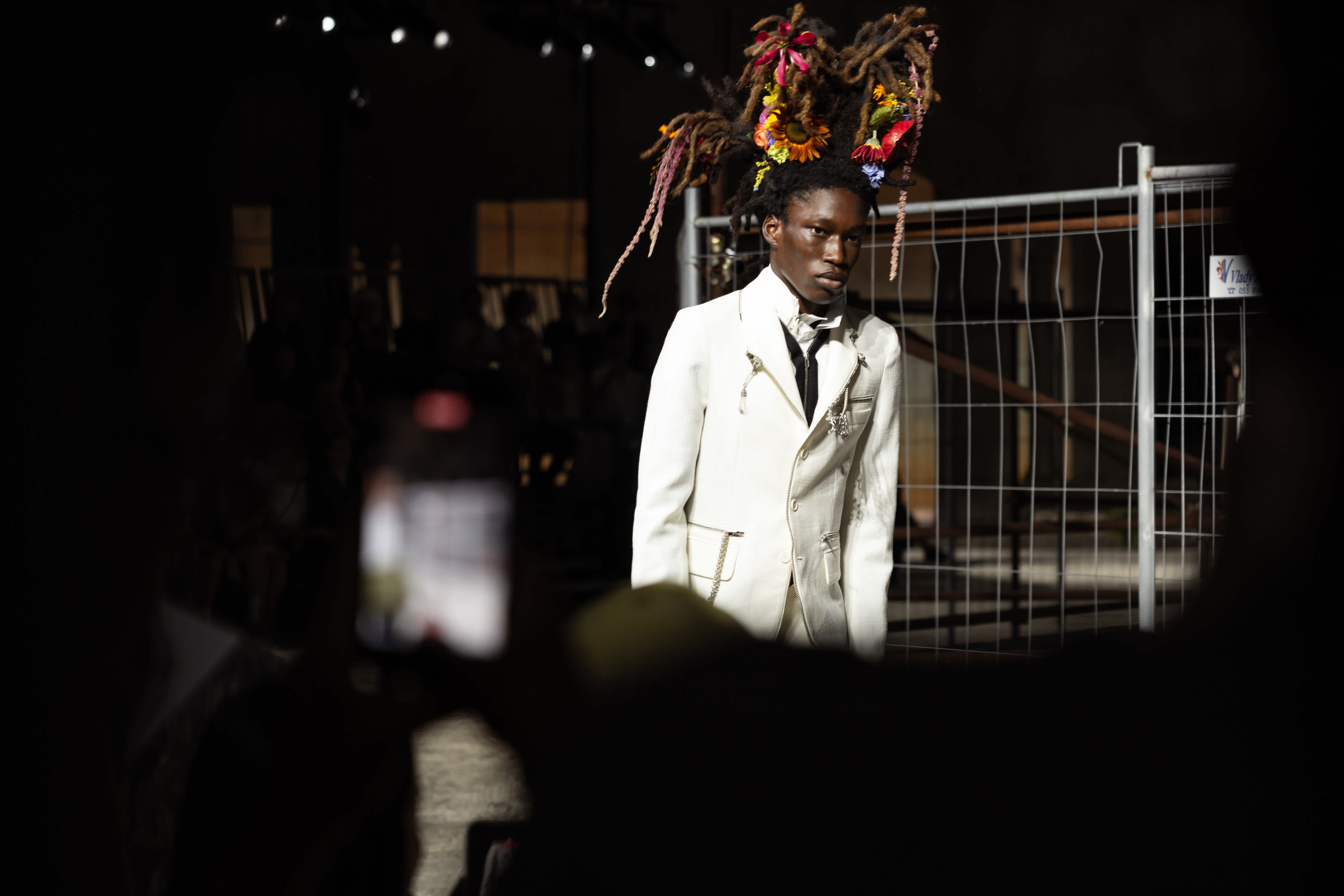 DSM Kei Ninomiya Brings punk to Pitti Uomo 110 for Spring Summer 2027 Vanity Teen 虚荣青年 DSM Kei Ninomiya Brings punk to Pitti Uomo 110 for Spring Summer 2027 DSM Kei Ninomiya Brings punk to Pitti Uomo 110 for Spring Summer 2027 Vanity Teen 虚荣青年