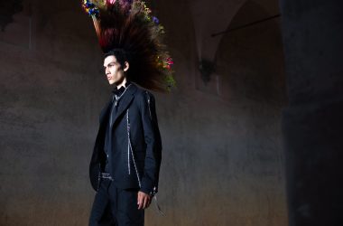 DSM Kei Ninomiya Brings punk to Pitti Uomo 110 for Spring Summer 2027 DSM Kei Ninomiya Brings punk to Pitti Uomo 110 for Spring Summer 2027 Vanity Teen 虚荣青年